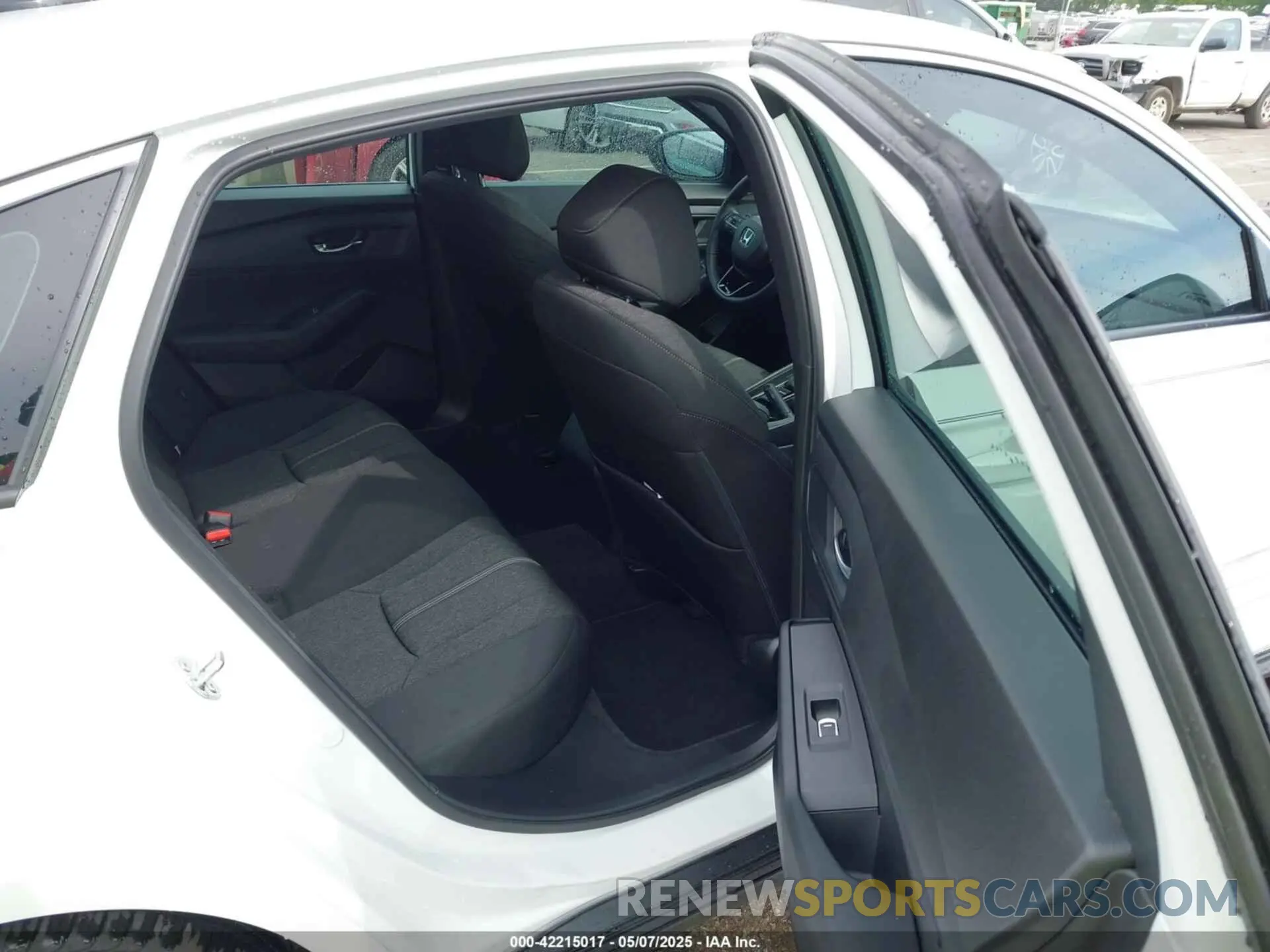 8 fotografías del automóvil dañado 1HGCY2F51RA029326 HONDA ACCORD 2024