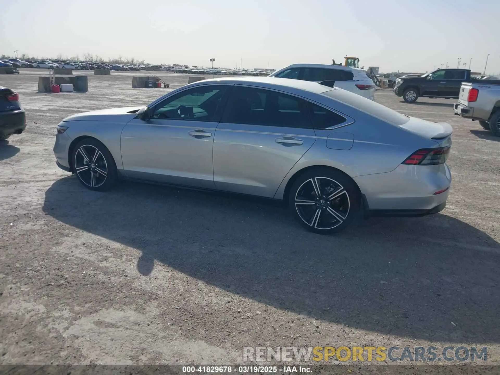 14 fotografías del automóvil dañado 1HGCY2F53RA079869 HONDA ACCORD 2024