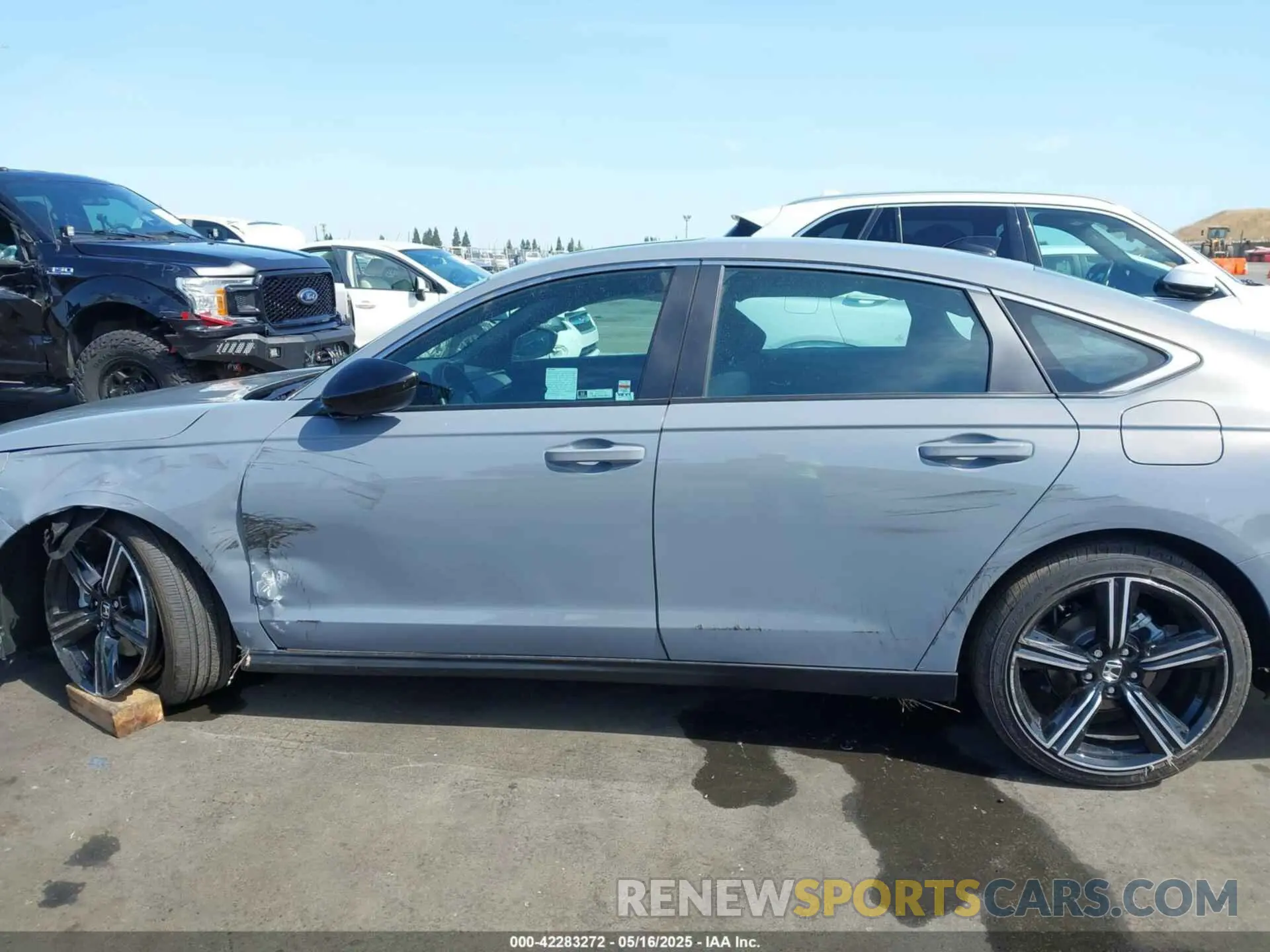 14 fotografías del automóvil dañado 1HGCY2F54RA082912 HONDA ACCORD 2024
