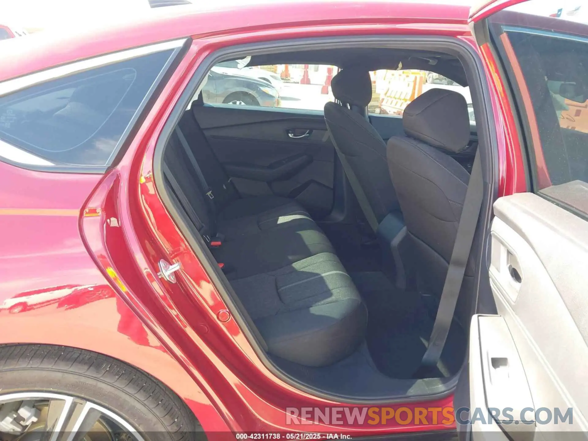 8 fotografías del automóvil dañado 1HGCY2F54RA091707 HONDA ACCORD 2024
