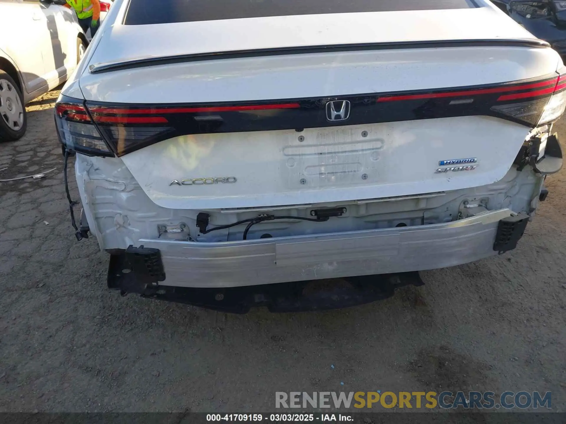 18 fotografías del automóvil dañado 1HGCY2F55RA009080 HONDA ACCORD 2024