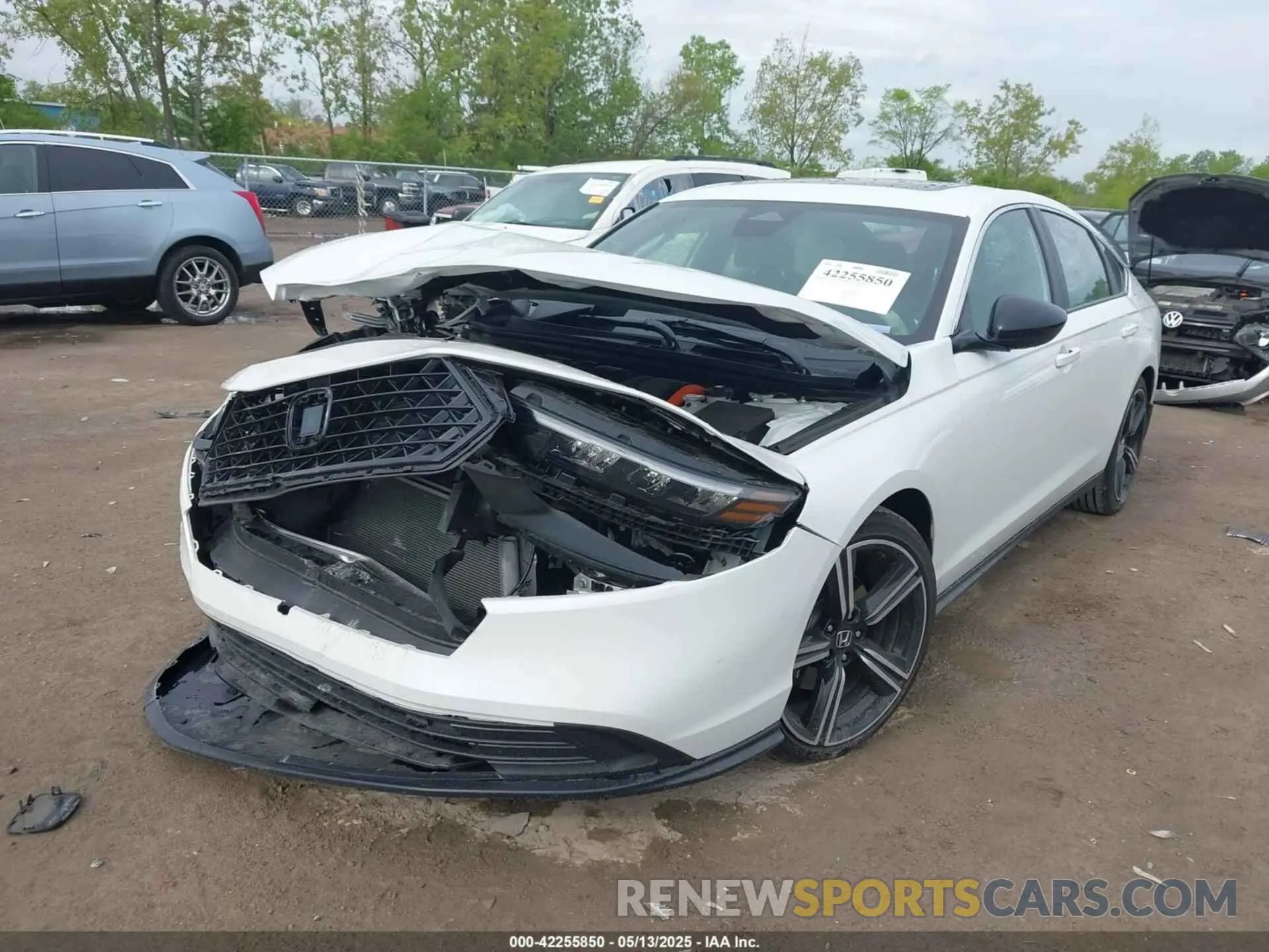 2 fotografías del automóvil dañado 1HGCY2F55RA036067 HONDA ACCORD 2024
