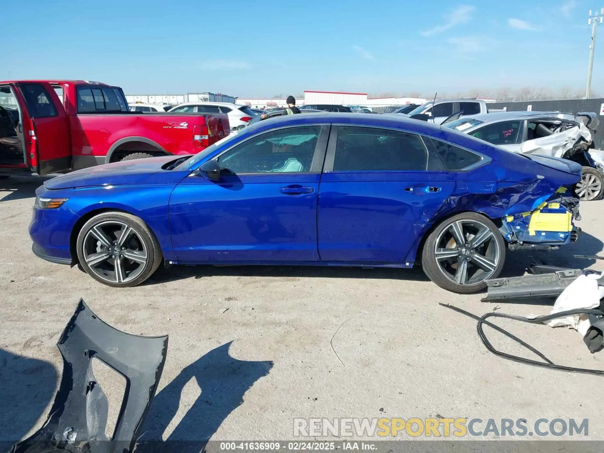 15 fotografías del automóvil dañado 1HGCY2F59RA000253 HONDA ACCORD 2024
