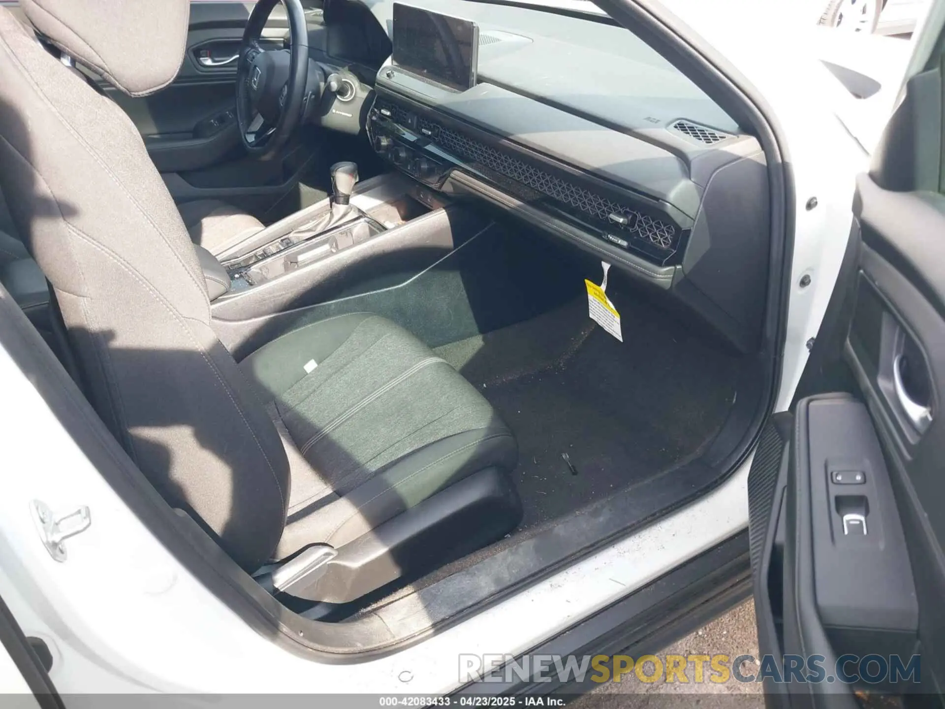5 fotografías del automóvil dañado 1HGCY2F59RA044740 HONDA ACCORD 2024