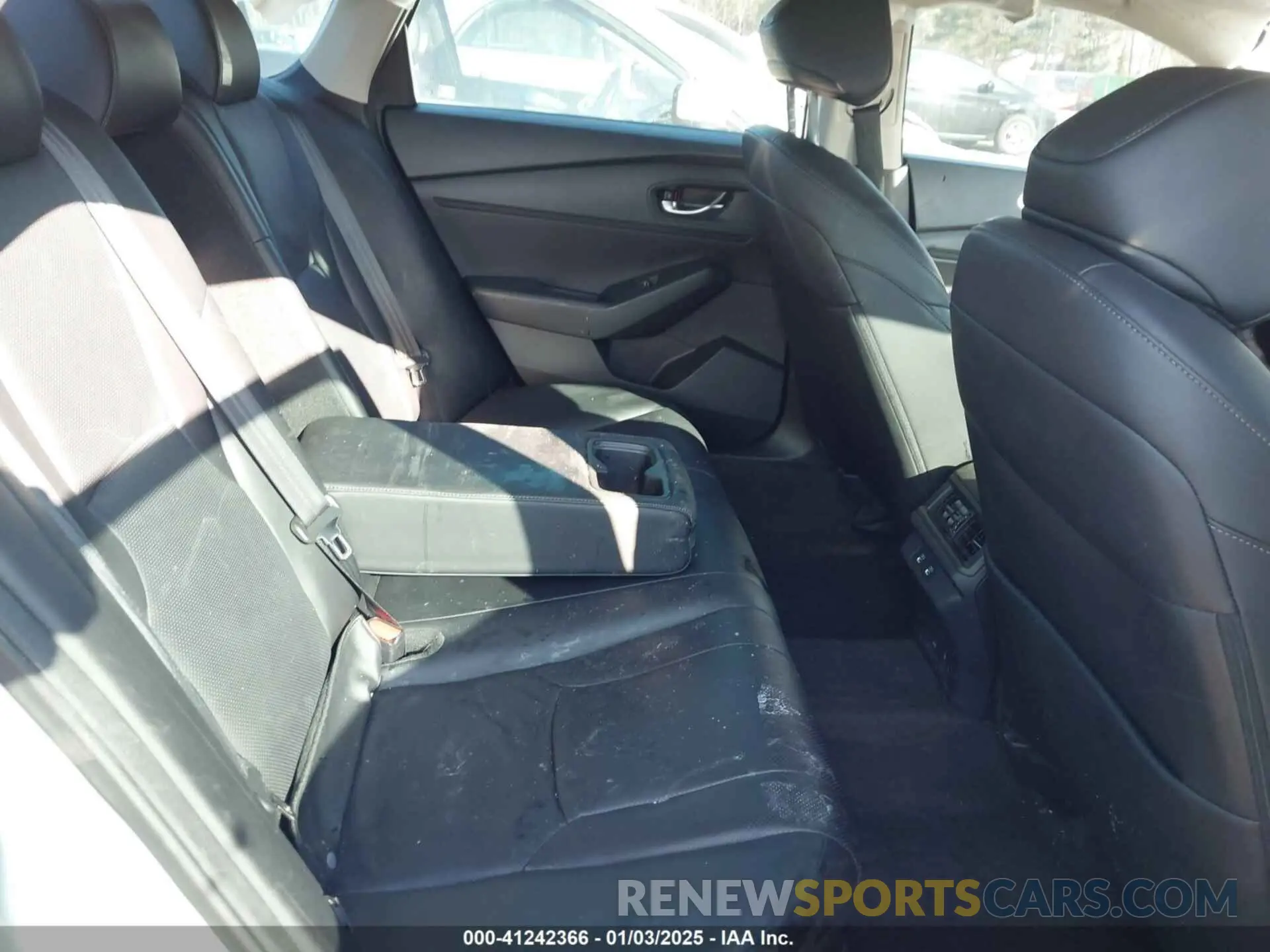 8 fotografías del automóvil dañado 1HGCY2F61RA059354 HONDA ACCORD 2024