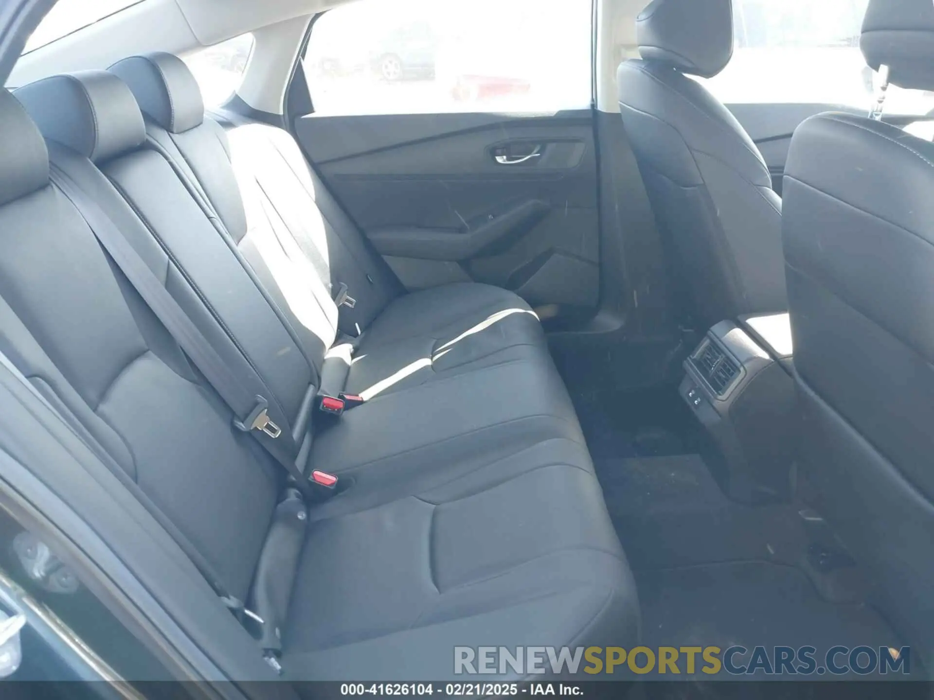 8 fotografías del automóvil dañado 1HGCY2F61RA060844 HONDA ACCORD 2024