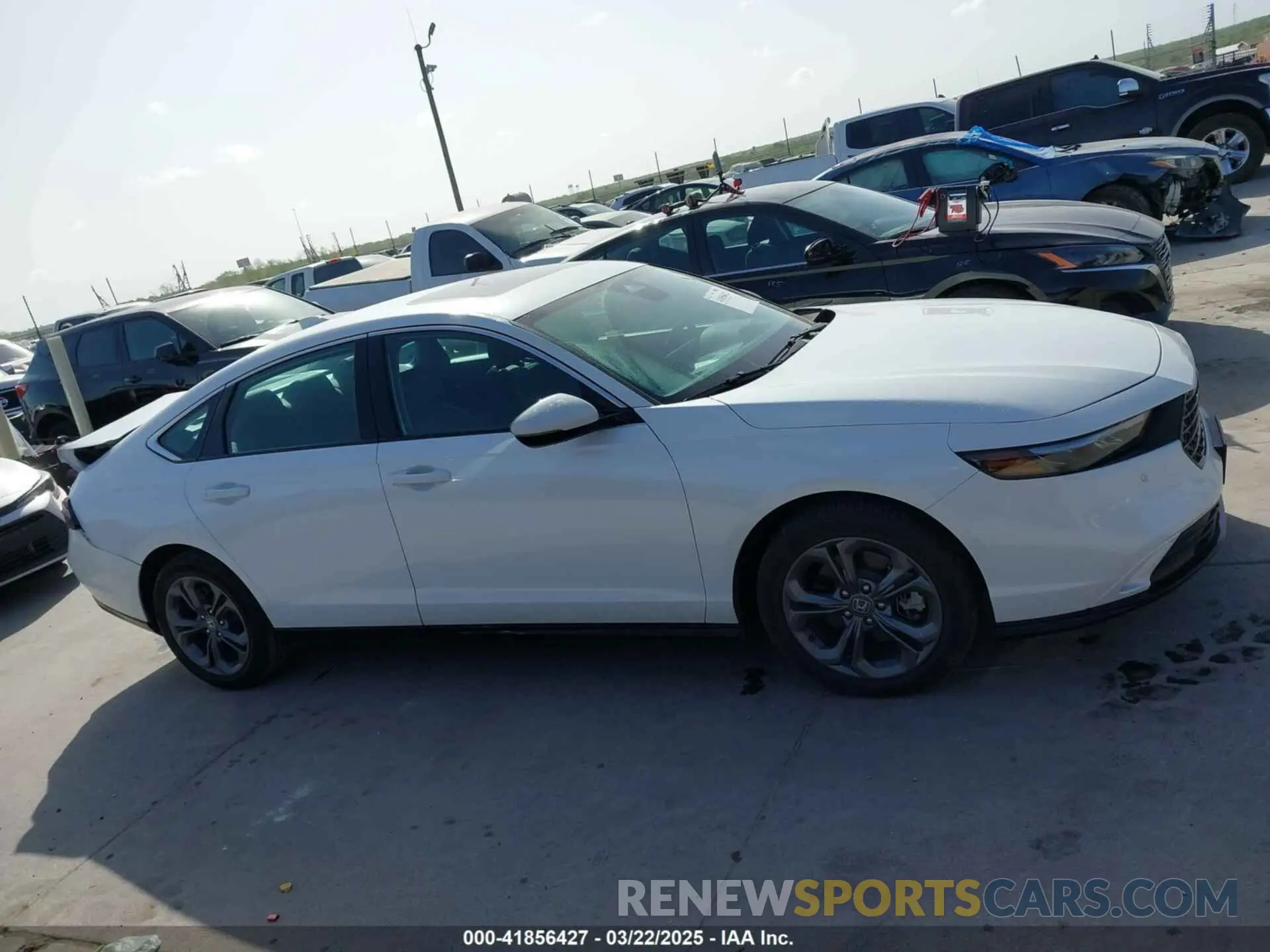 13 fotografías del automóvil dañado 1HGCY2F62RA005044 HONDA ACCORD 2024