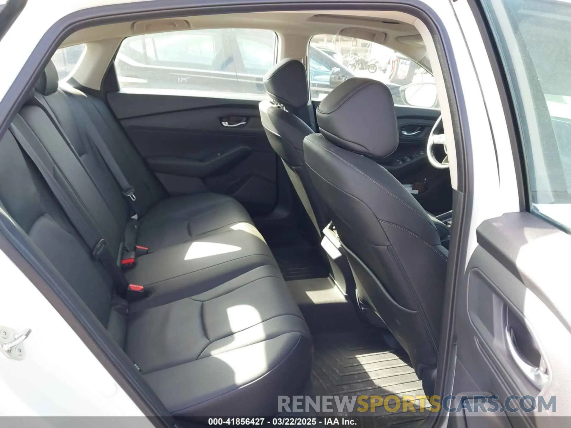 8 fotografías del automóvil dañado 1HGCY2F62RA005044 HONDA ACCORD 2024