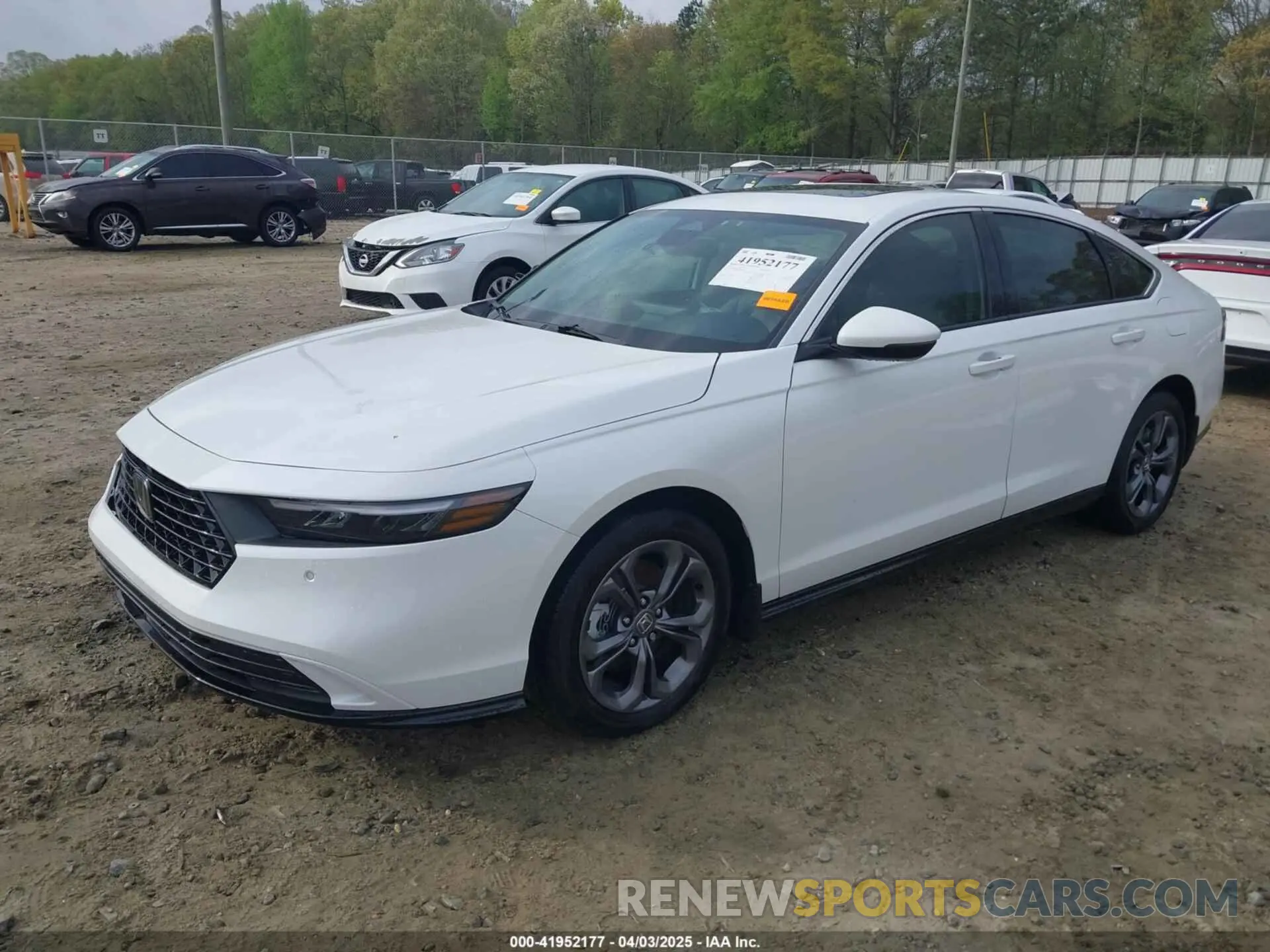 2 fotografías del automóvil dañado 1HGCY2F68RA068763 HONDA ACCORD 2024