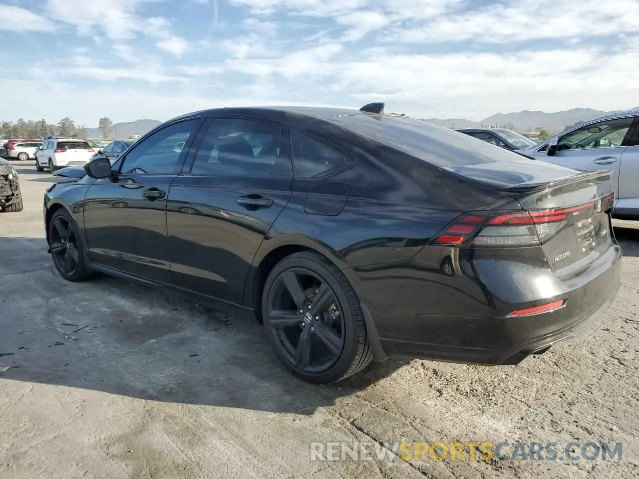 2 fotografías del automóvil dañado 1HGCY2F73RA076116 HONDA ACCORD 2024
