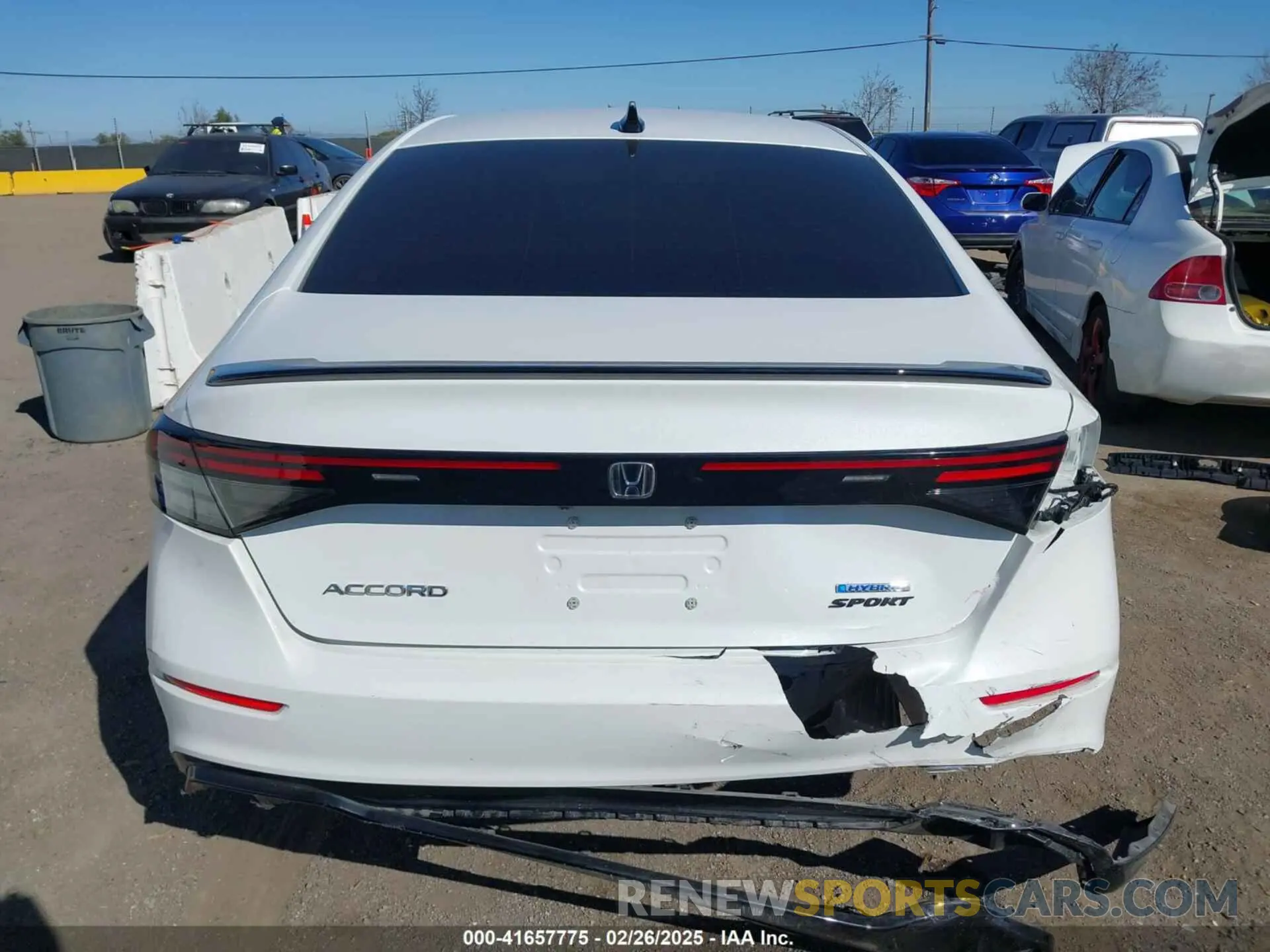 17 fotografías del automóvil dañado 1HGCY2F77RA015805 HONDA ACCORD 2024