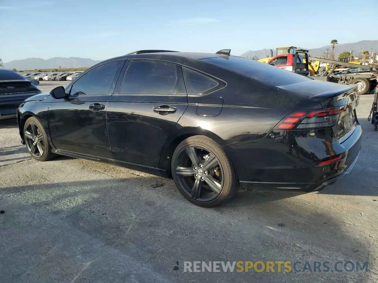 2 fotografías del automóvil dañado 1HGCY2F79RA062446 HONDA ACCORD 2024