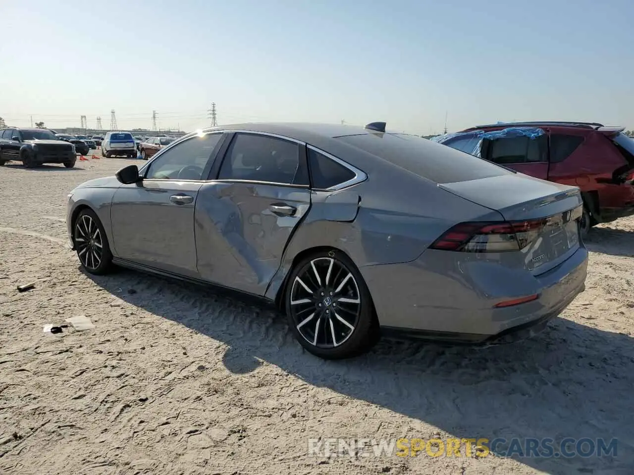 2 fotografías del automóvil dañado 1HGCY2F82RA043505 HONDA ACCORD 2024