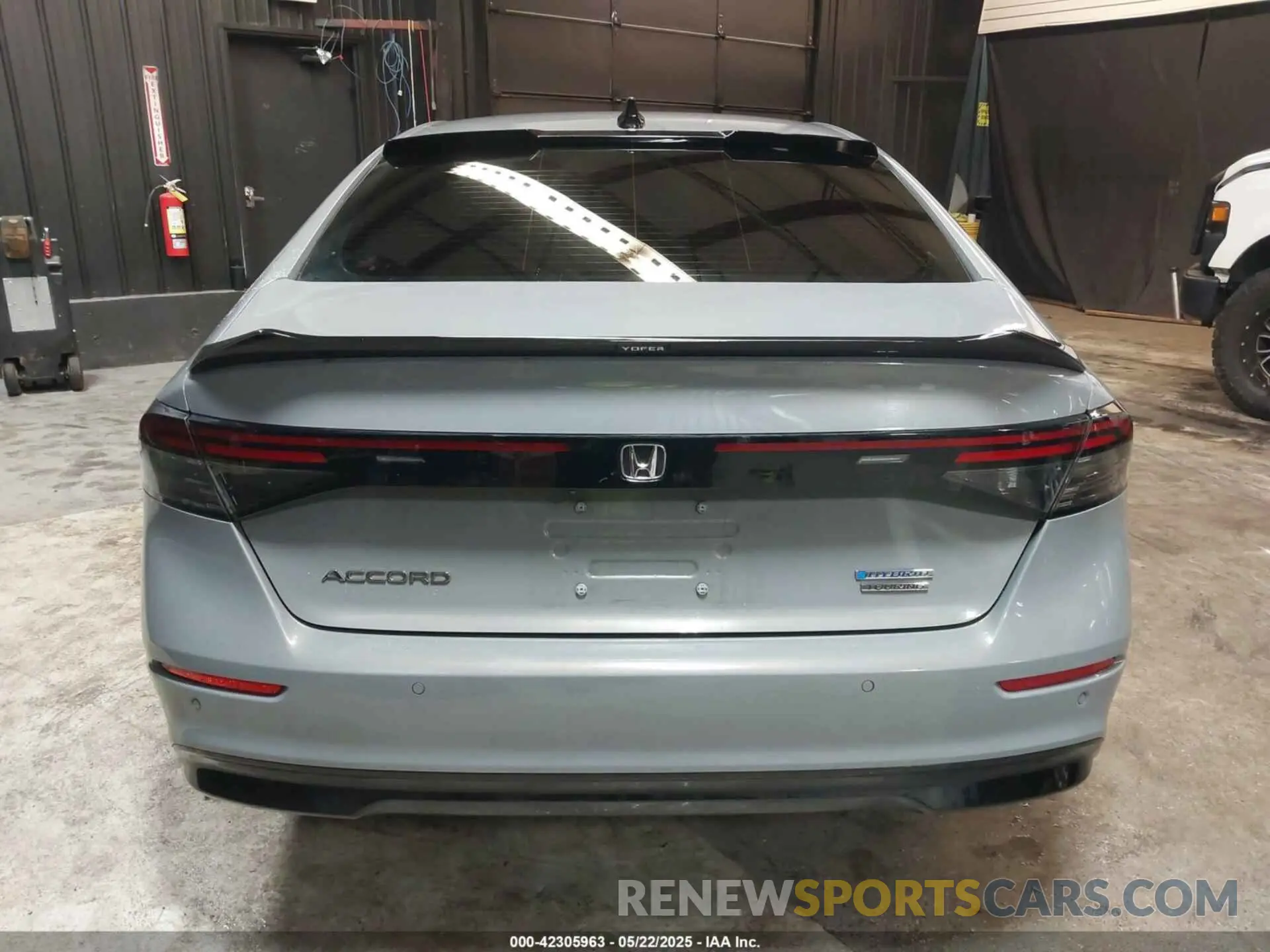16 fotografías del automóvil dañado 1HGCY2F83RA075332 HONDA ACCORD 2024