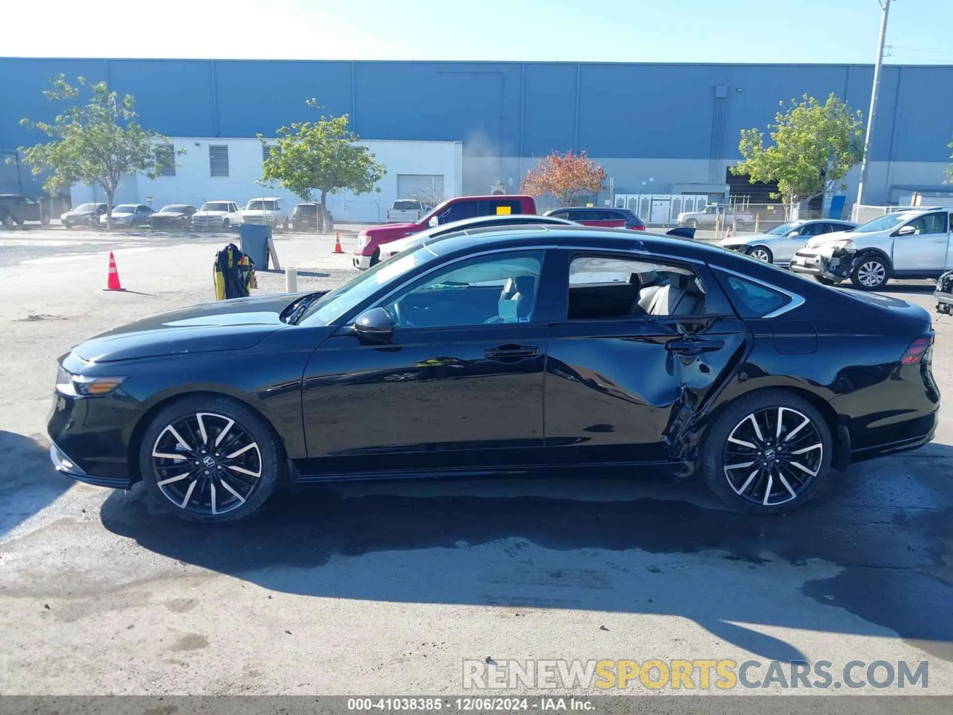 13 fotografías del automóvil dañado 1HGCY2F87RA042656 HONDA ACCORD 2024
