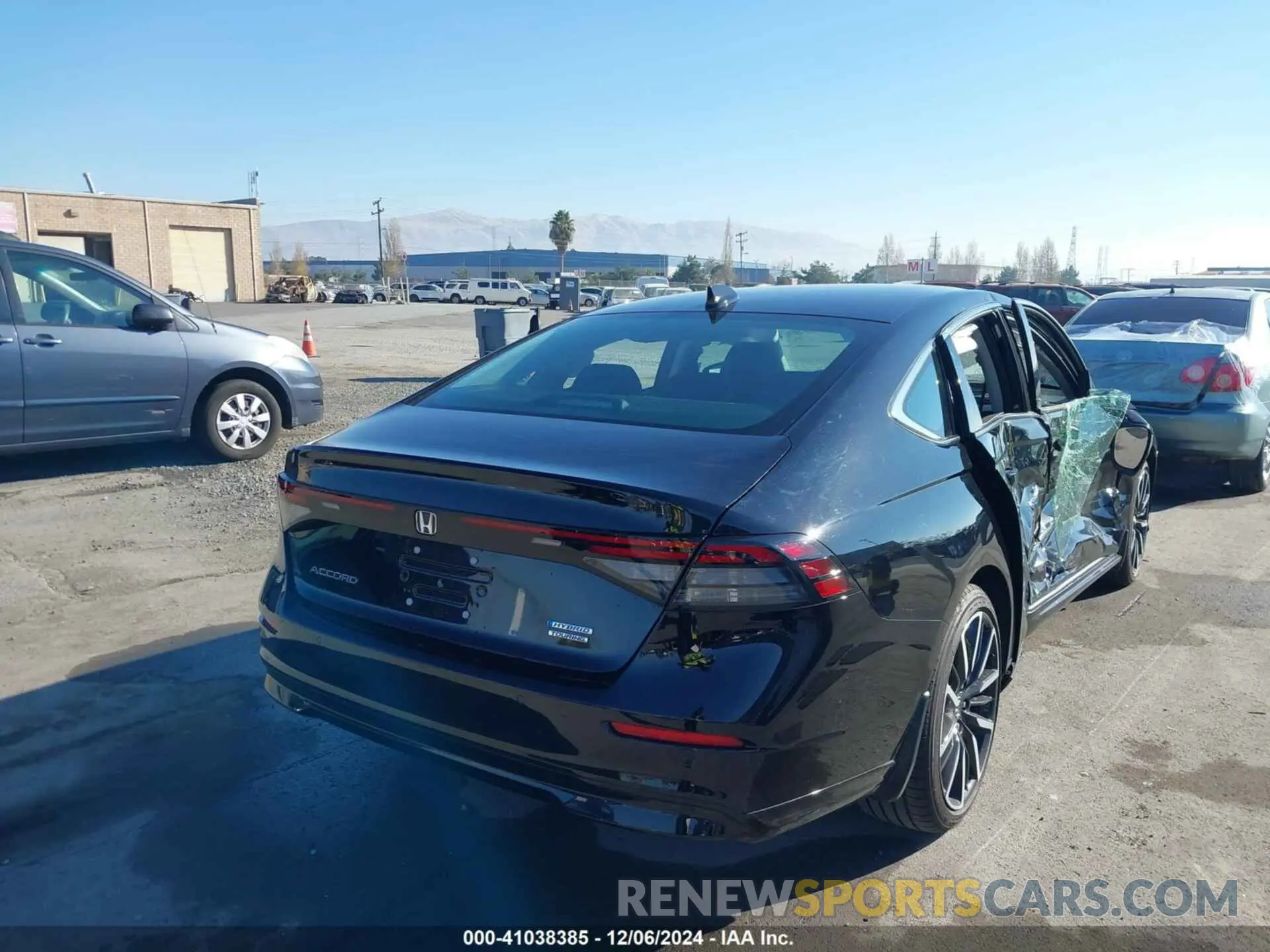 4 fotografías del automóvil dañado 1HGCY2F87RA042656 HONDA ACCORD 2024