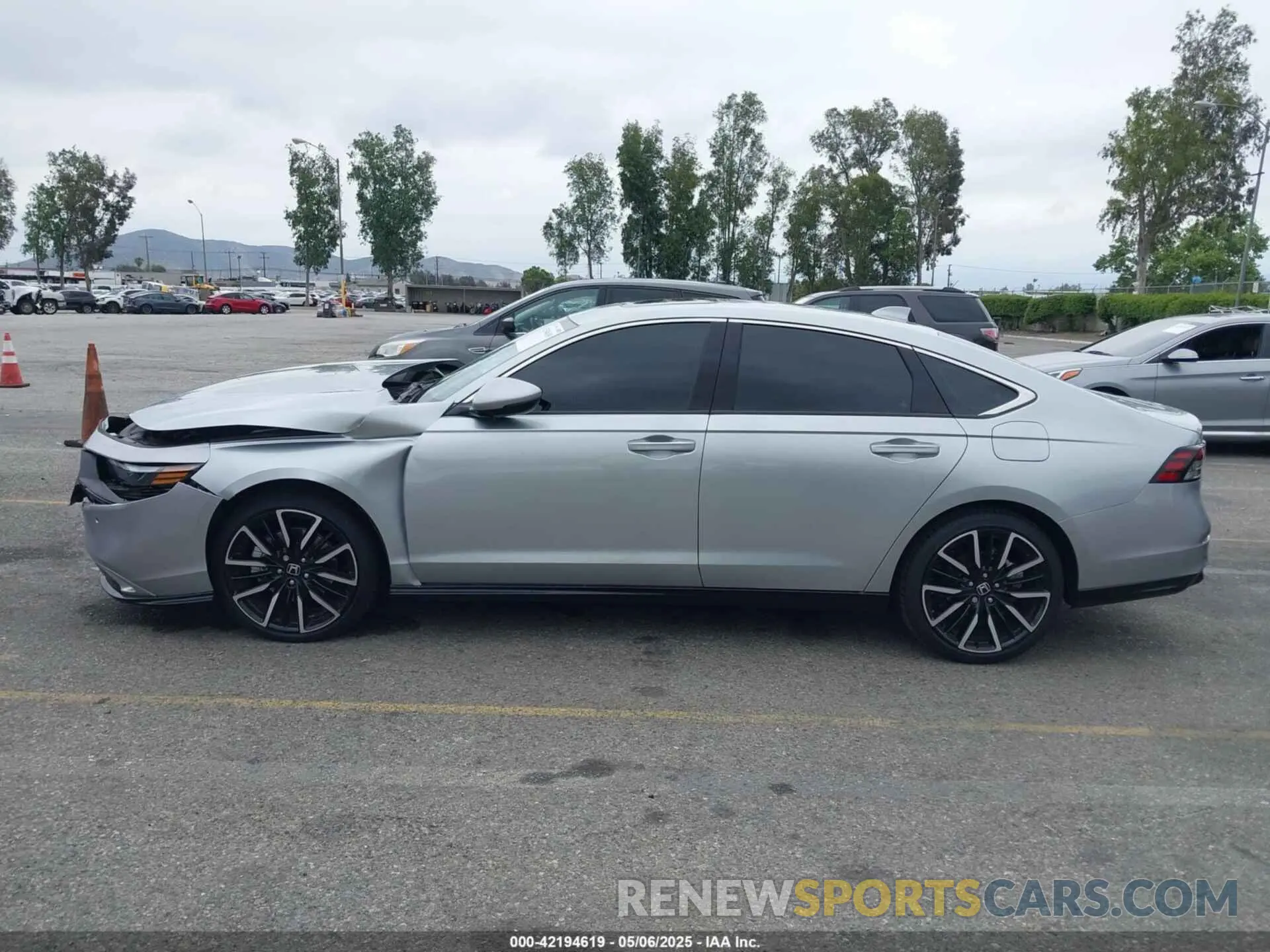 14 fotografías del automóvil dañado 1HGCY2F87RA082705 HONDA ACCORD 2024