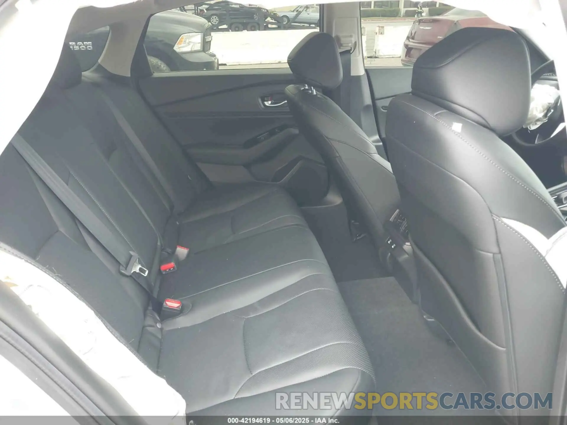 8 fotografías del automóvil dañado 1HGCY2F87RA082705 HONDA ACCORD 2024
