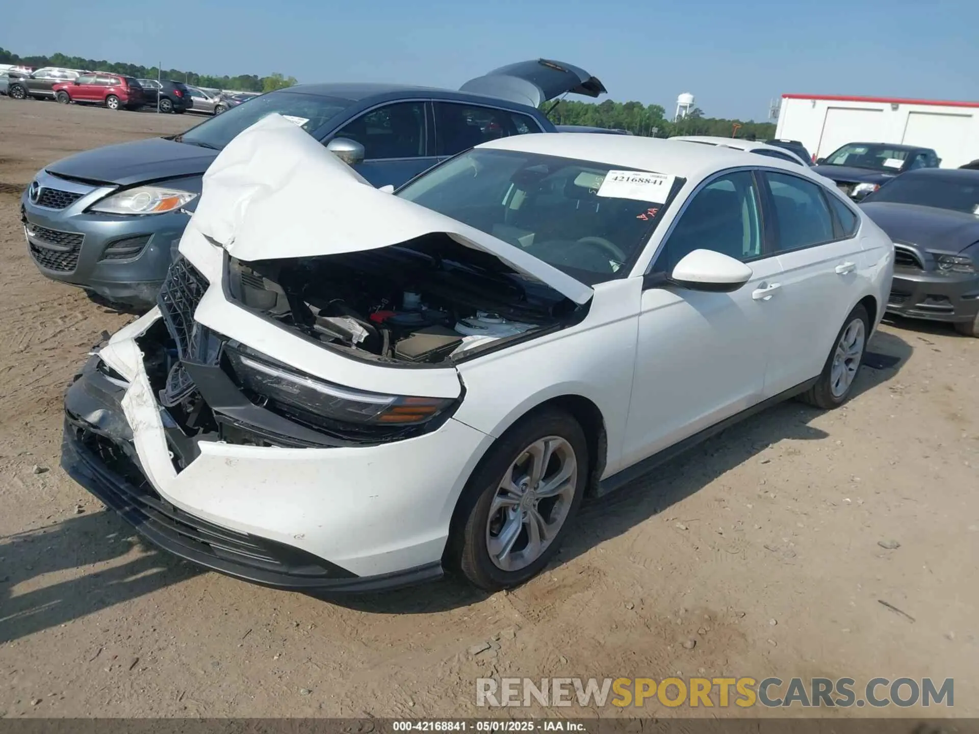 2 fotografías del automóvil dañado 1HGCY1F21SA002701 HONDA ACCORD 2025