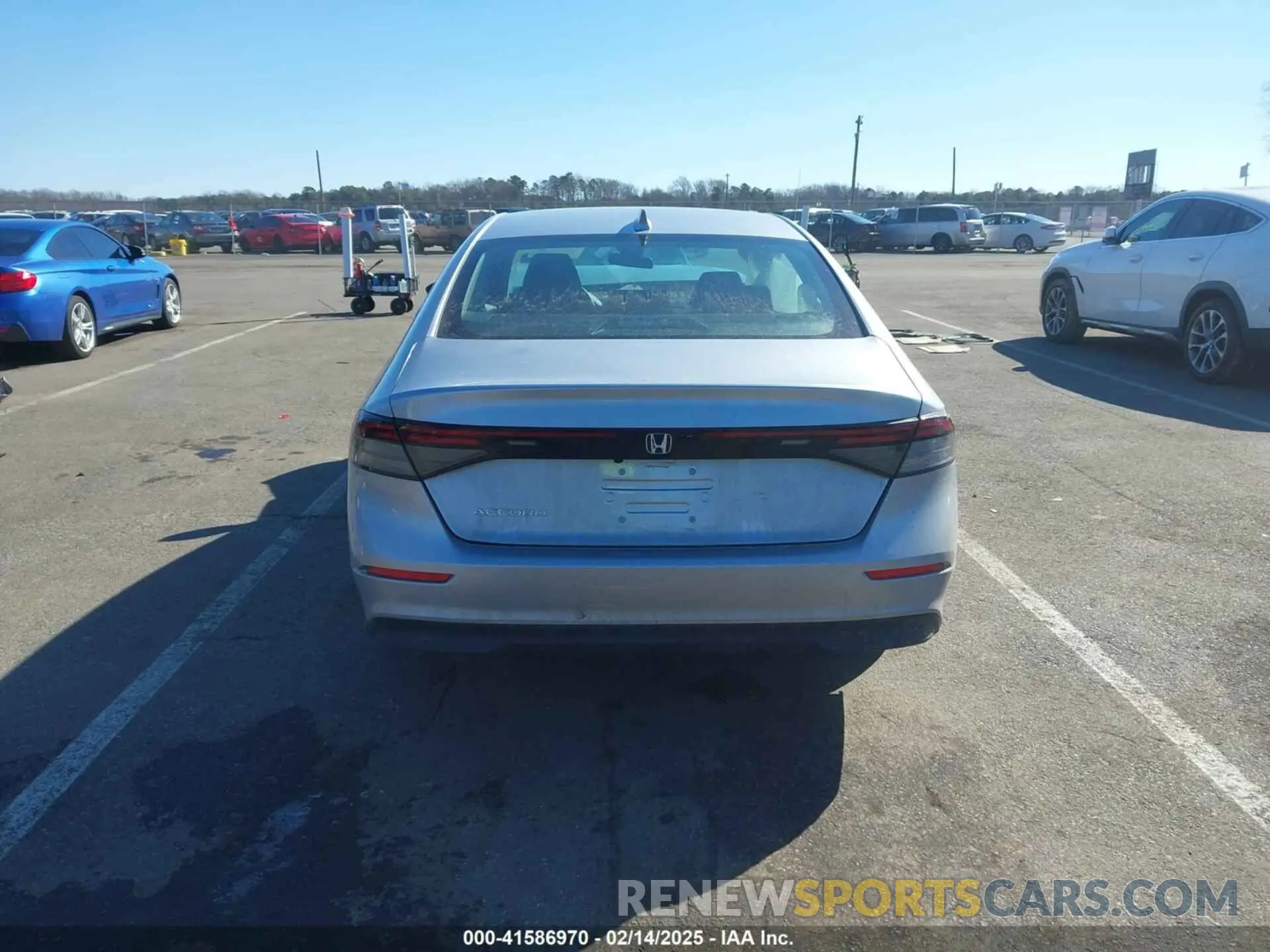 16 fotografías del automóvil dañado 1HGCY1F22SA006448 HONDA ACCORD 2025