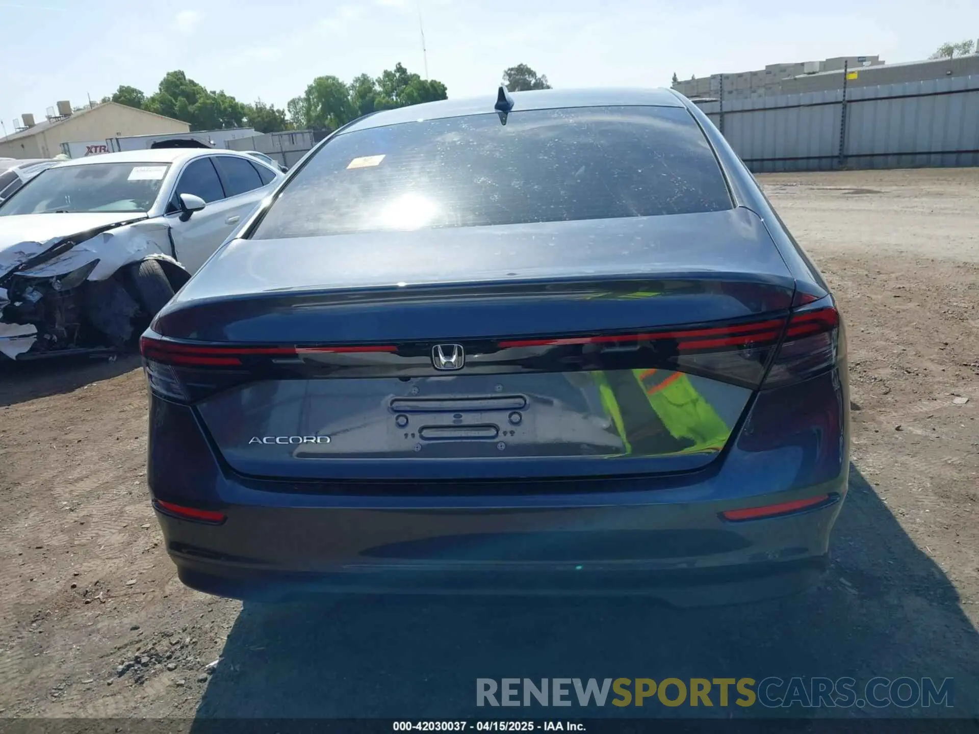 16 fotografías del automóvil dañado 1HGCY1F22SA019717 HONDA ACCORD 2025