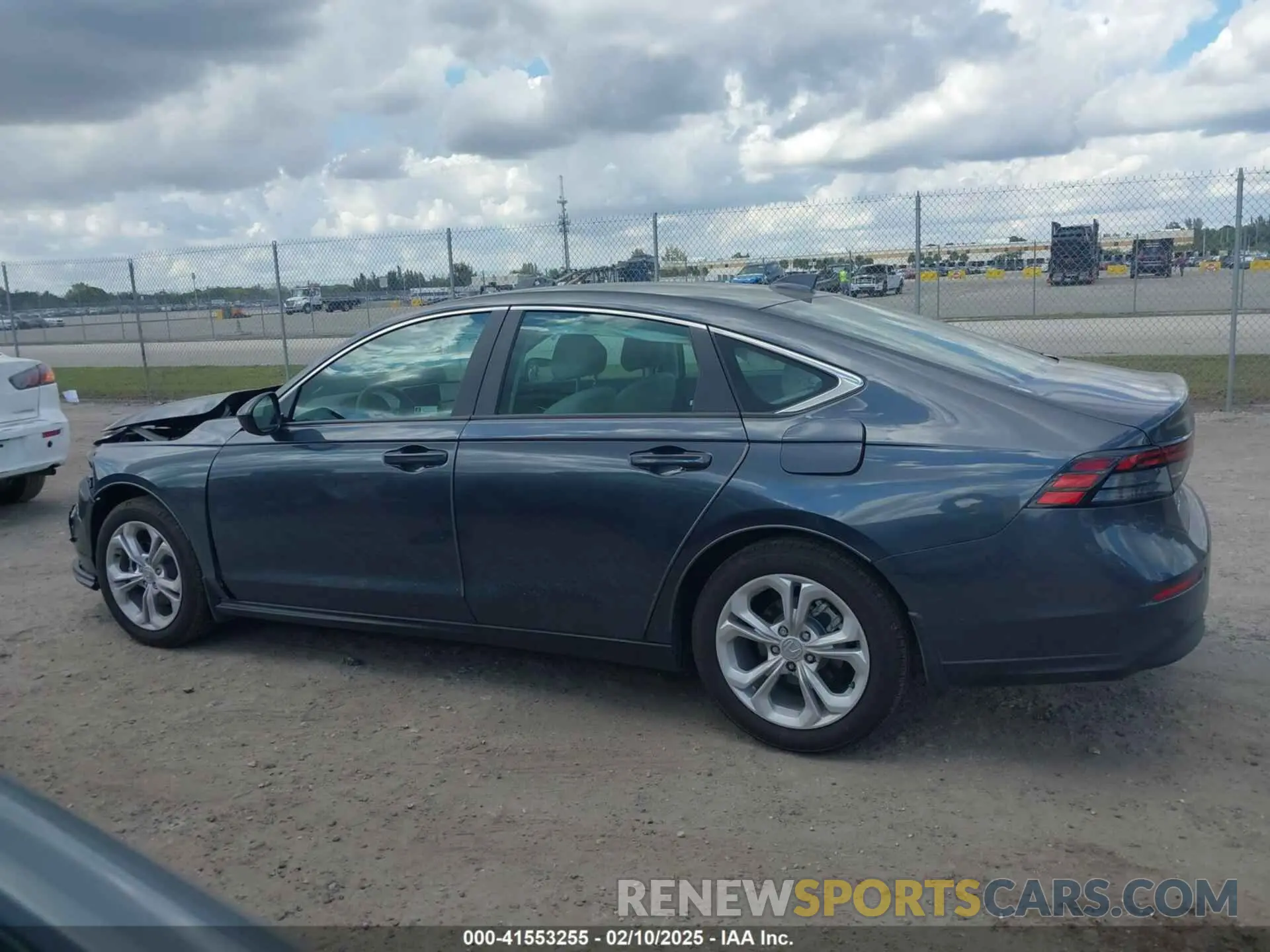 14 fotografías del automóvil dañado 1HGCY1F23SA001680 HONDA ACCORD 2025