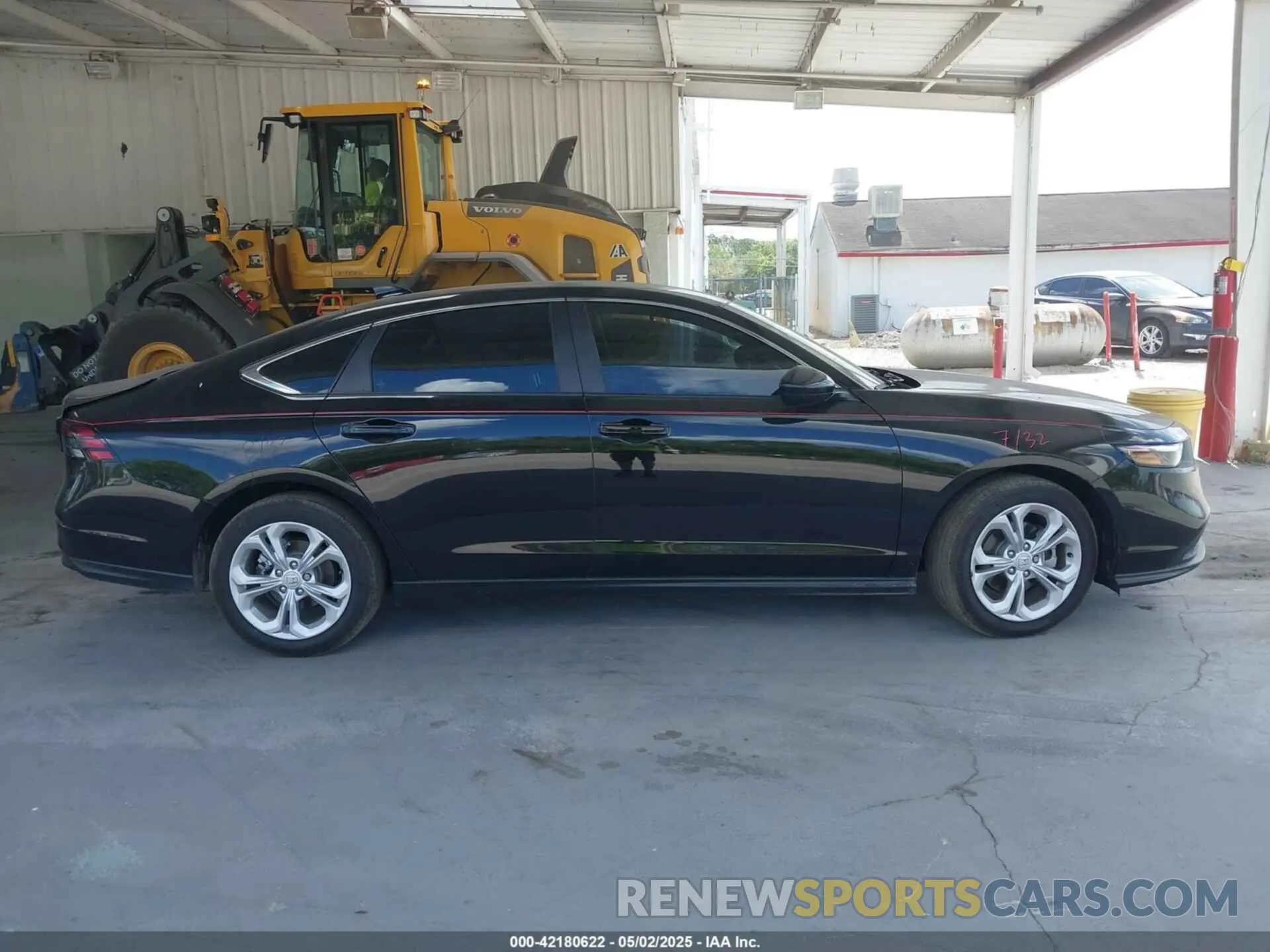 13 fotografías del automóvil dañado 1HGCY1F25SA014110 HONDA ACCORD 2025