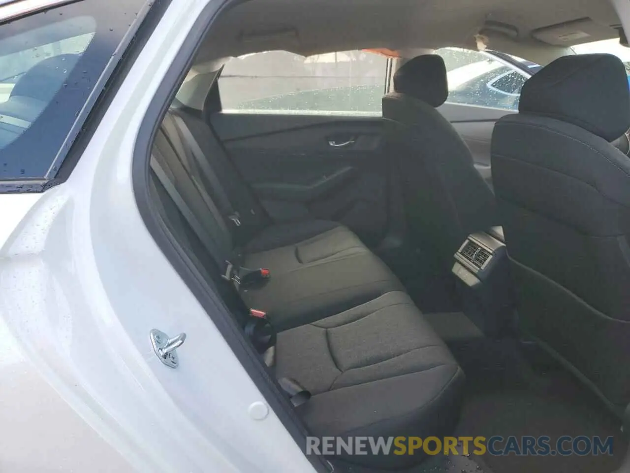 11 fotografías del automóvil dañado 1HGCY1F26SA016271 HONDA ACCORD 2025