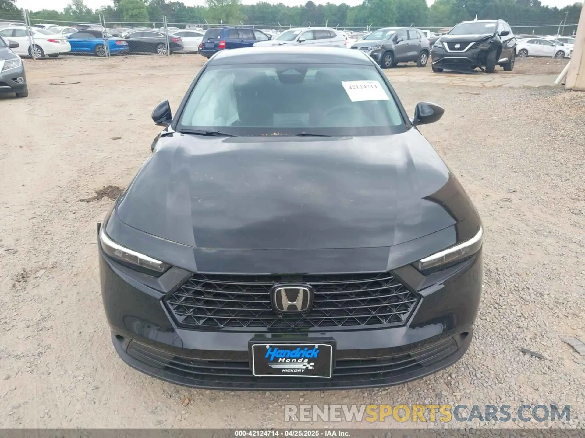 12 fotografías del automóvil dañado 1HGCY1F2XSA003653 HONDA ACCORD 2025