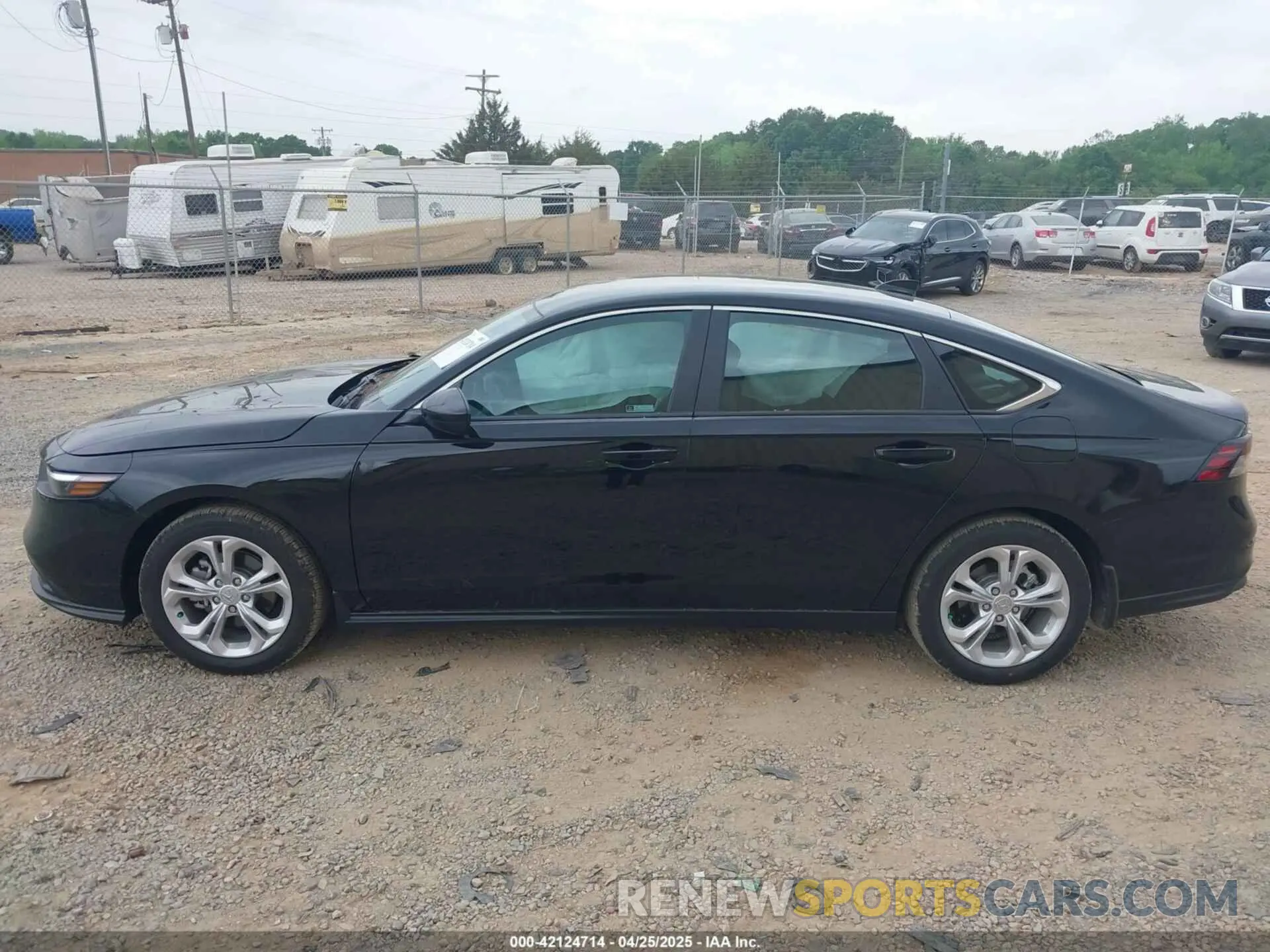 14 fotografías del automóvil dañado 1HGCY1F2XSA003653 HONDA ACCORD 2025