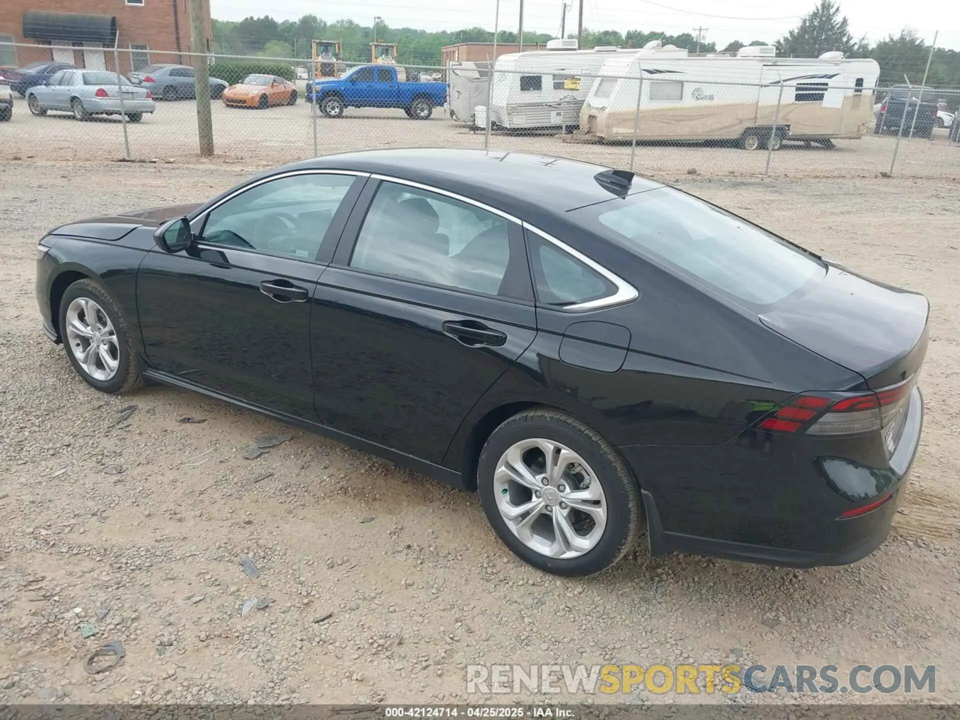 3 fotografías del automóvil dañado 1HGCY1F2XSA003653 HONDA ACCORD 2025