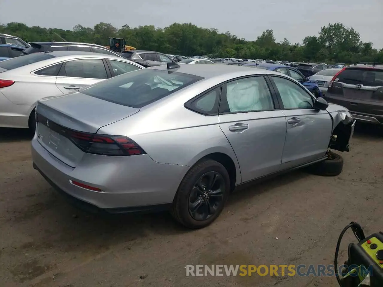3 fotografías del automóvil dañado 1HGCY1F41SA007866 HONDA ACCORD 2025