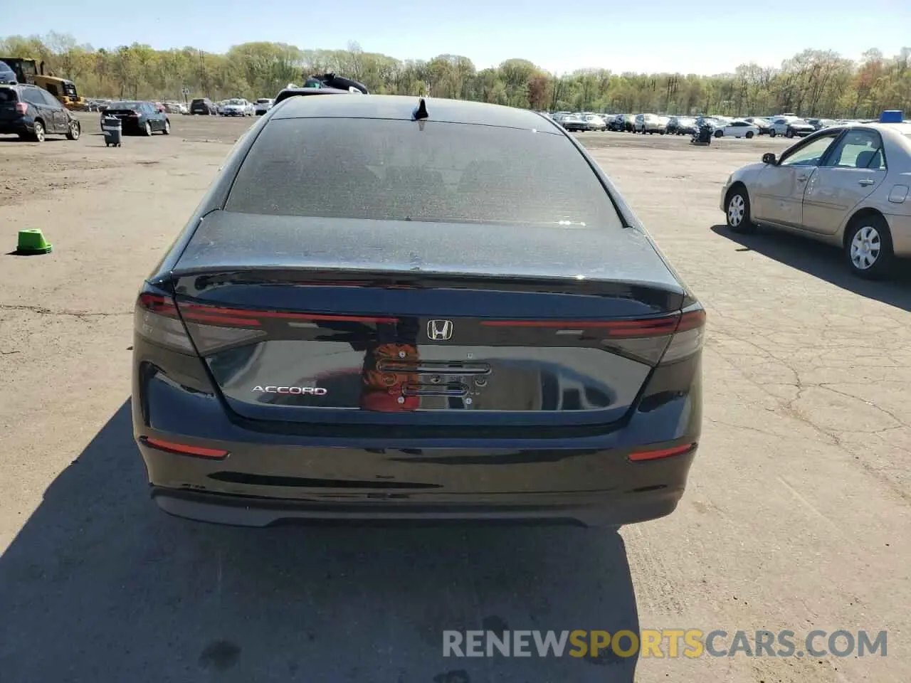 6 fotografías del automóvil dañado 1HGCY1F44SA016545 HONDA ACCORD 2025