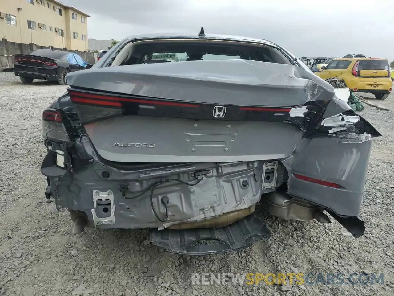6 fotografías del automóvil dañado 1HGCY1F45SA013329 HONDA ACCORD 2025