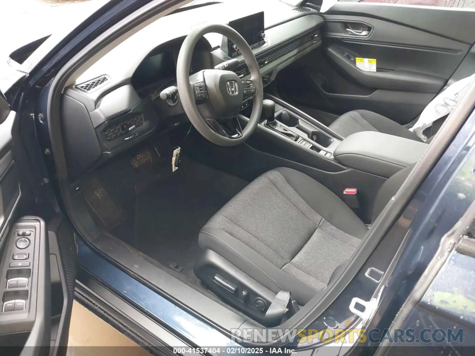 5 fotografías del automóvil dañado 1HGCY1F49SA000034 HONDA ACCORD 2025