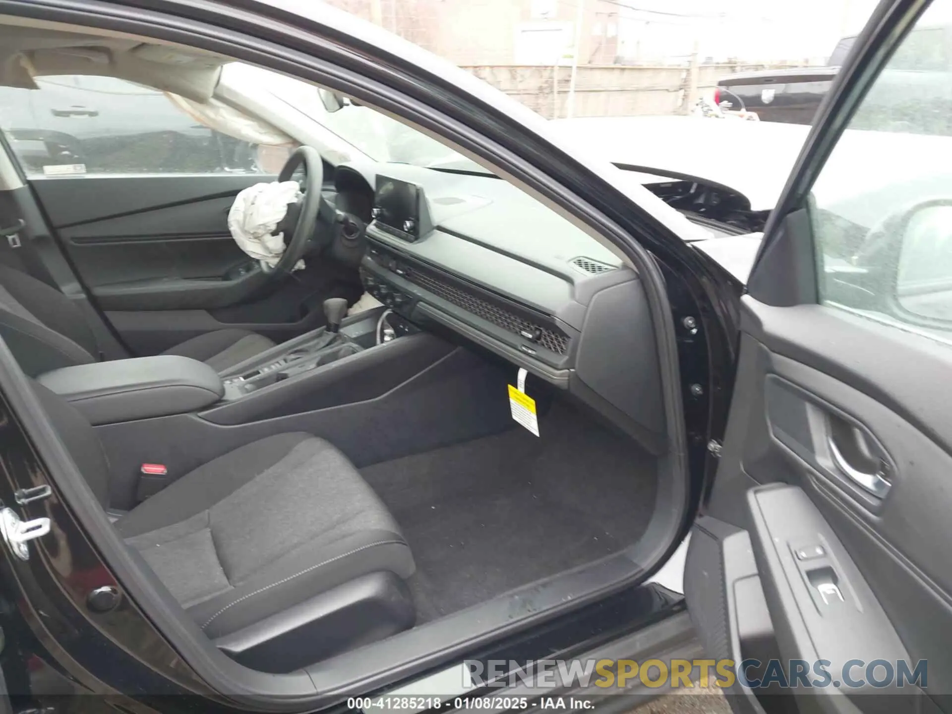 5 fotografías del automóvil dañado 1HGCY1F49SA002219 HONDA ACCORD 2025
