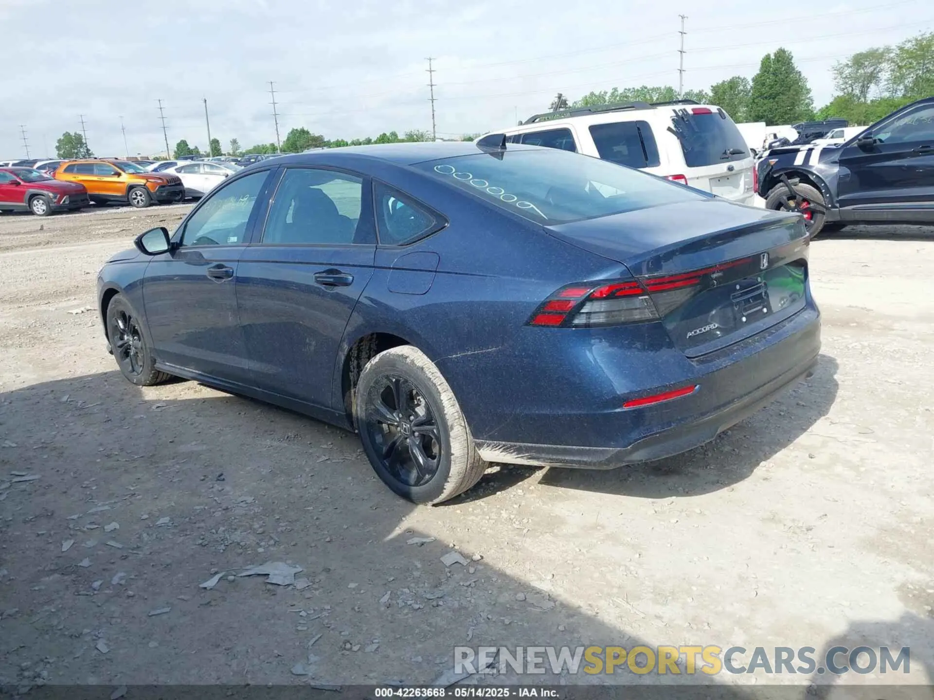 3 fotografías del automóvil dañado 1HGCY1F4XSA000009 HONDA ACCORD 2025