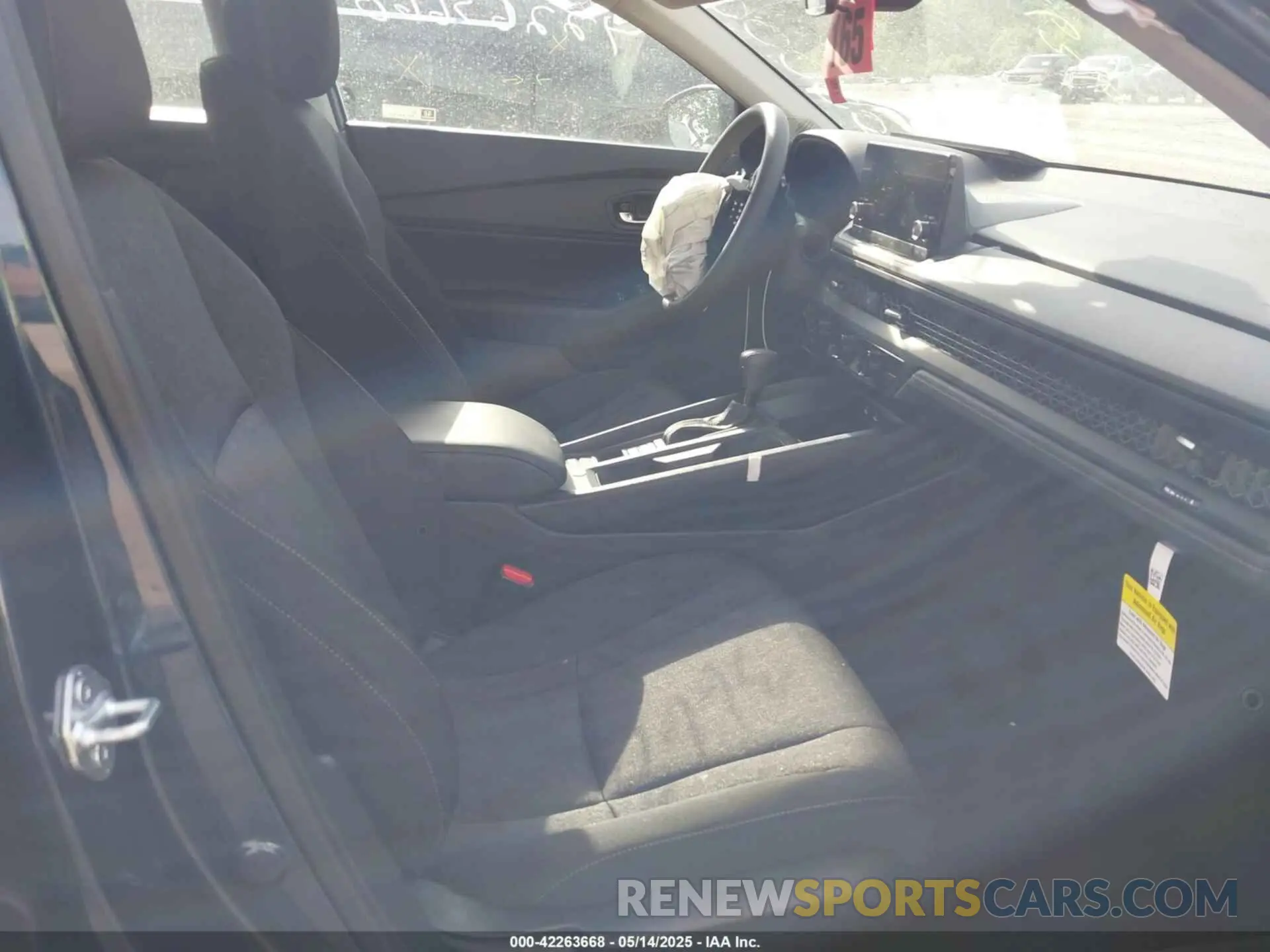 5 fotografías del automóvil dañado 1HGCY1F4XSA000009 HONDA ACCORD 2025