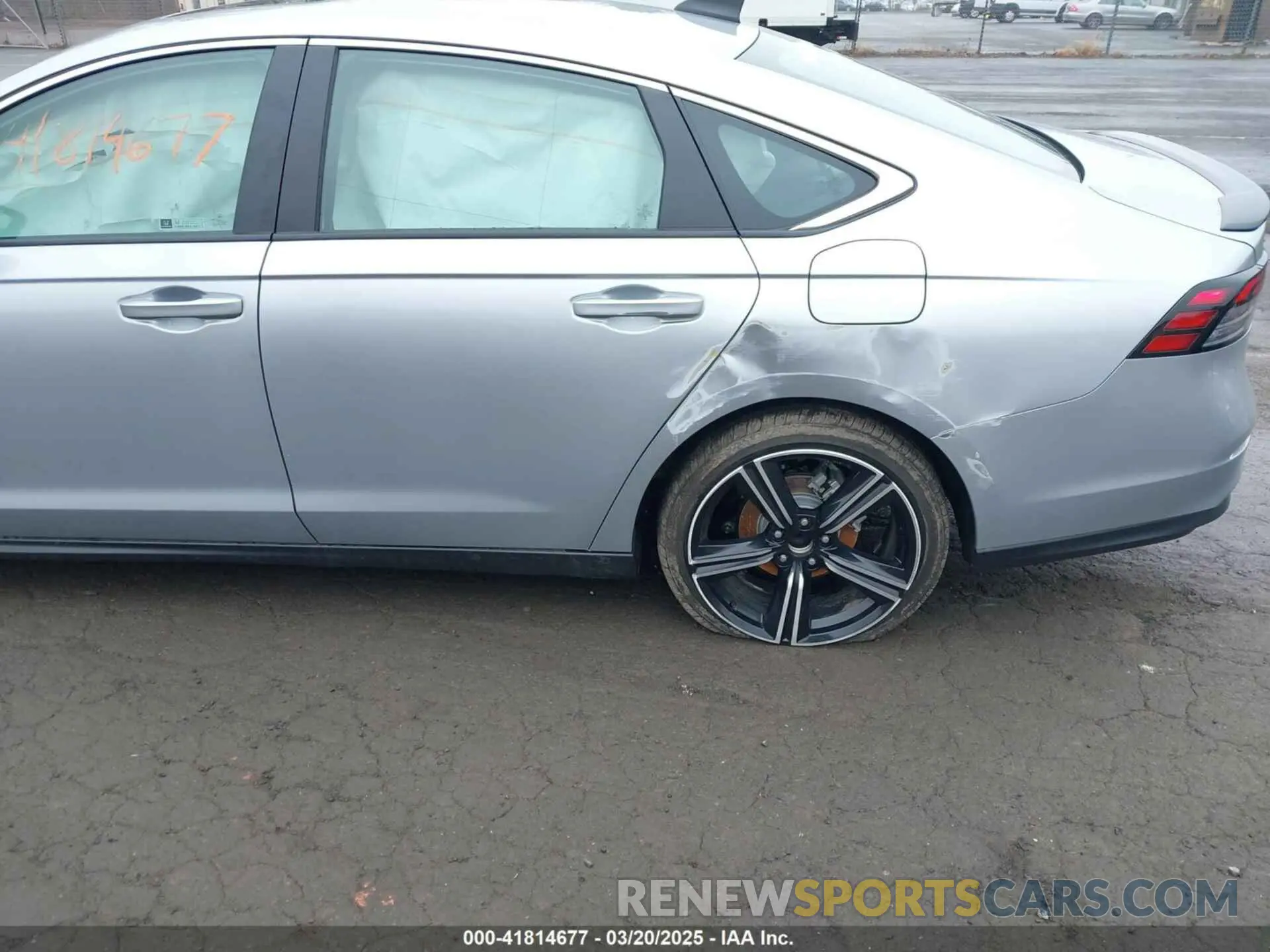 17 fotografías del automóvil dañado 1HGCY2F50SA017965 HONDA ACCORD 2025