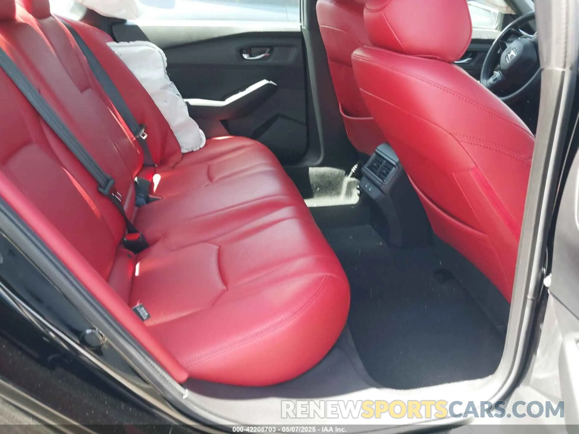 8 fotografías del automóvil dañado 1HGCY2F53SA016440 HONDA ACCORD 2025