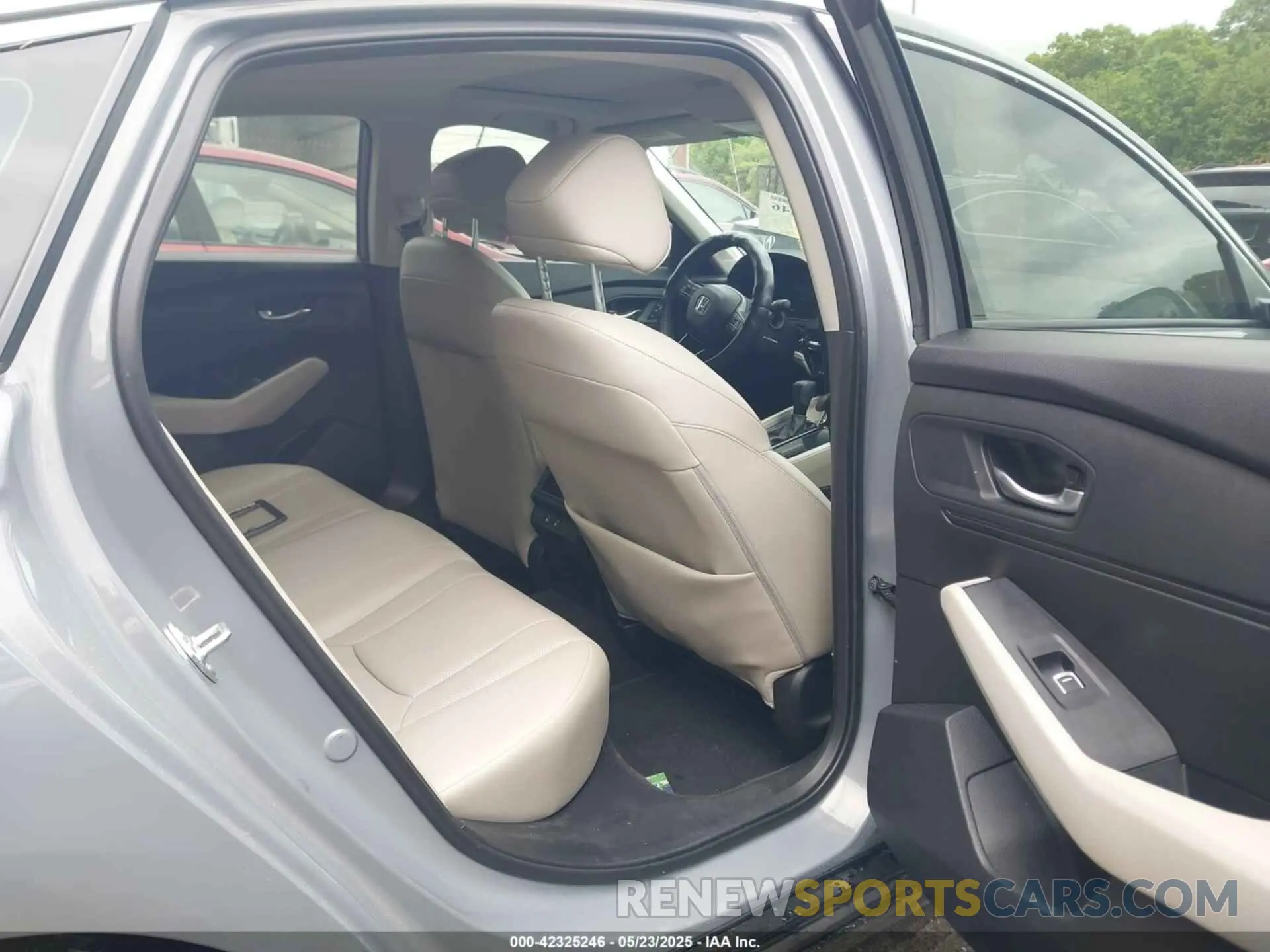 8 fotografías del automóvil dañado 1HGCY2F66SA015470 HONDA ACCORD 2025