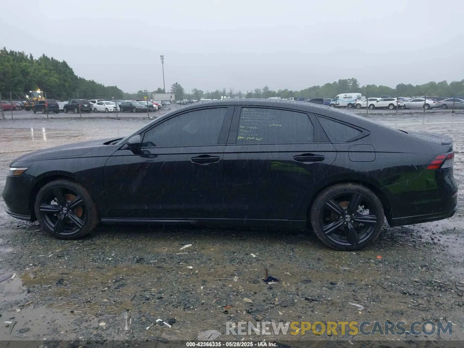 14 fotografías del automóvil dañado 1HGCY2F77SA024705 HONDA ACCORD 2025