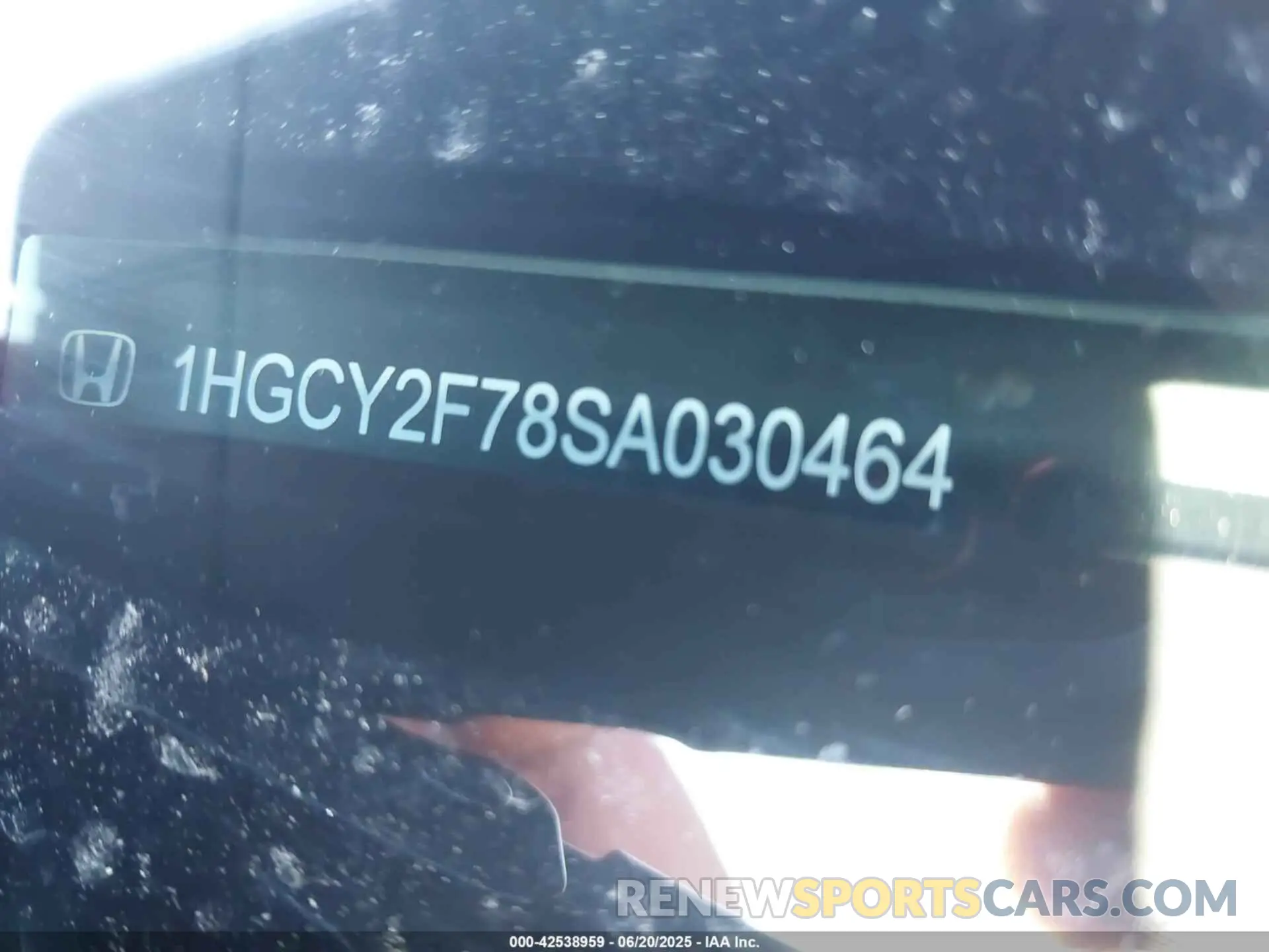 17 fotografías del automóvil dañado 1HGCY2F78SA030464 HONDA ACCORD 2025
