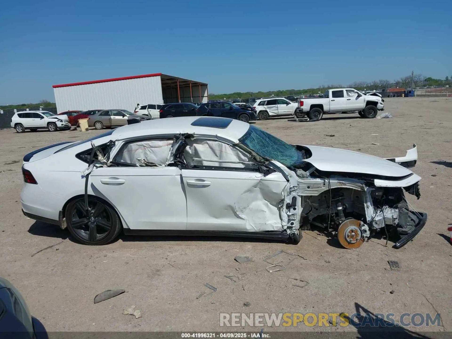 13 fotografías del automóvil dañado 1HGCY2F79SA020350 HONDA ACCORD 2025