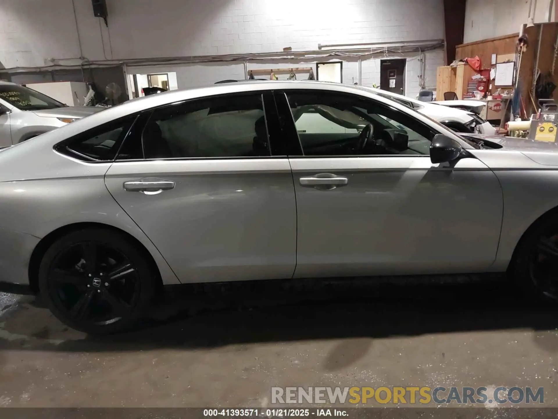 13 fotografías del automóvil dañado 1HGCY2F7XSA004092 HONDA ACCORD 2025