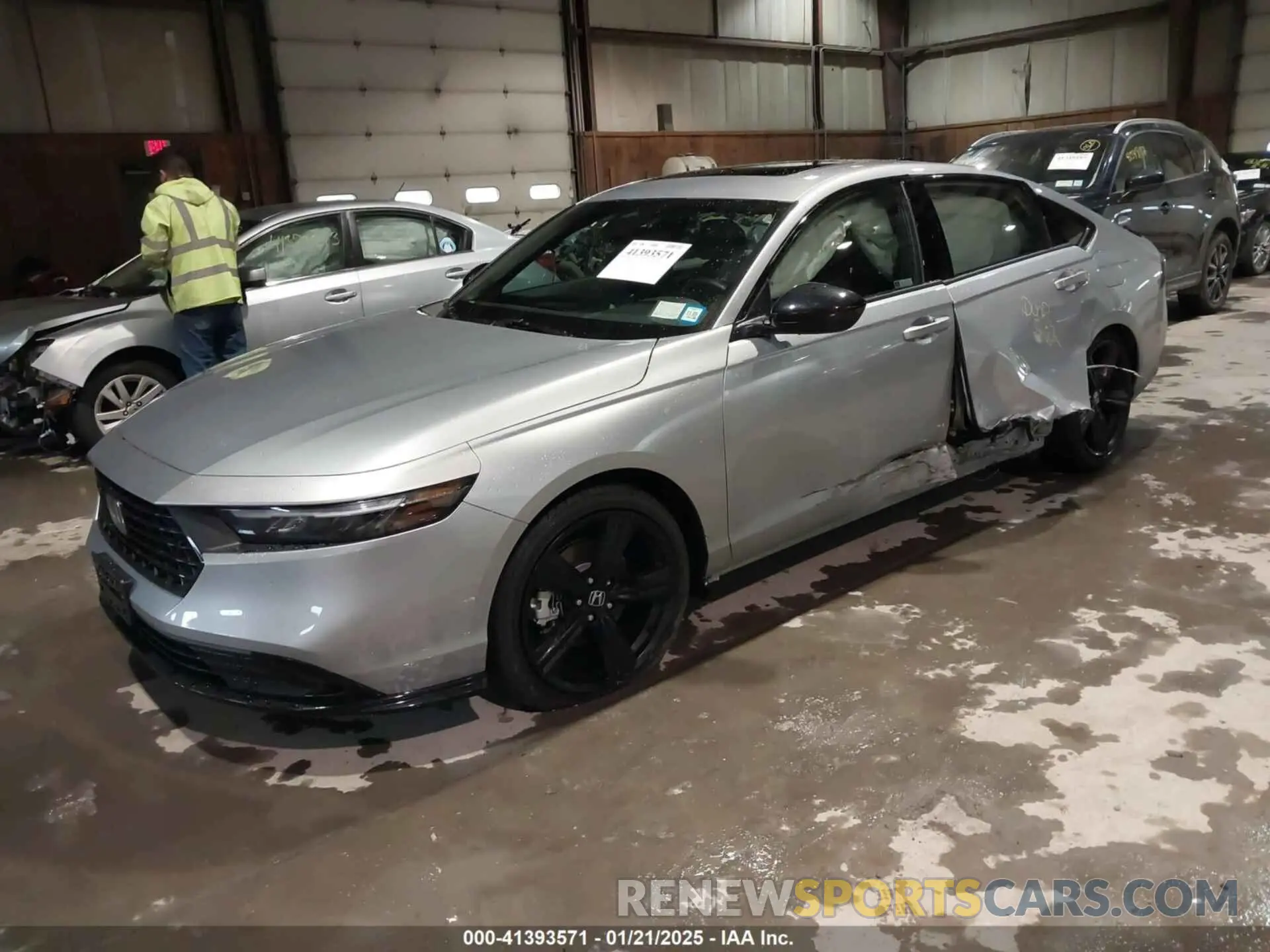 2 fotografías del automóvil dañado 1HGCY2F7XSA004092 HONDA ACCORD 2025