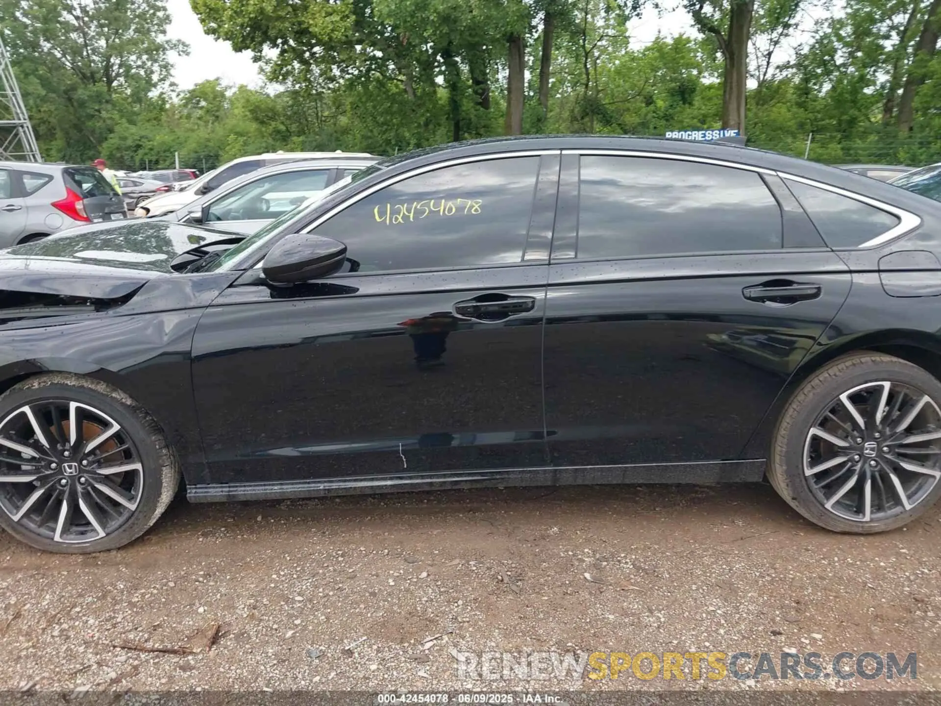 14 fotografías del automóvil dañado 1HGCY2F85SA003098 HONDA ACCORD 2025