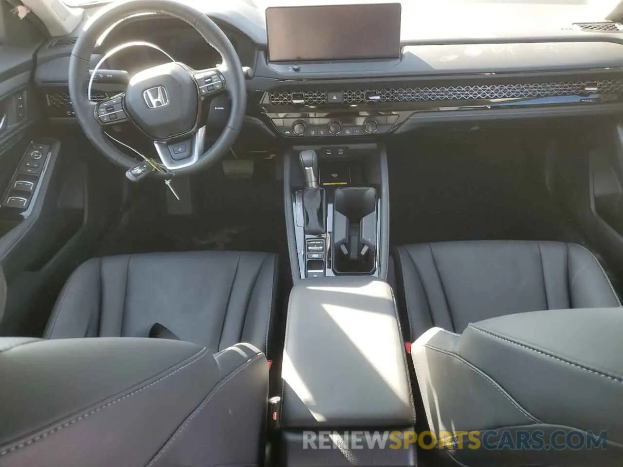 8 fotografías del automóvil dañado 1HGCY2F86SA001604 HONDA ACCORD 2025