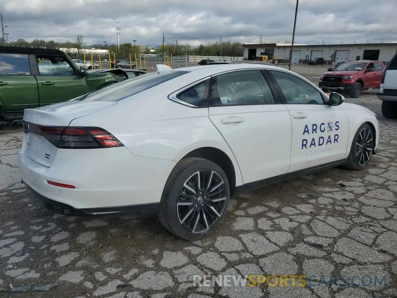 3 fotografías del automóvil dañado 1HGCY2F86SA015065 HONDA ACCORD 2025