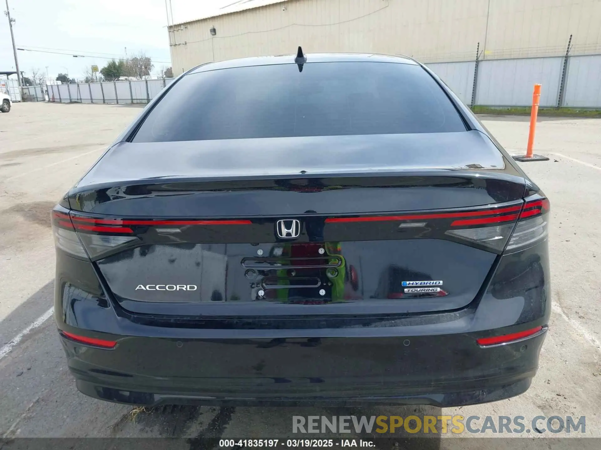 16 fotografías del automóvil dañado 1HGCY2F89SA027436 HONDA ACCORD 2025